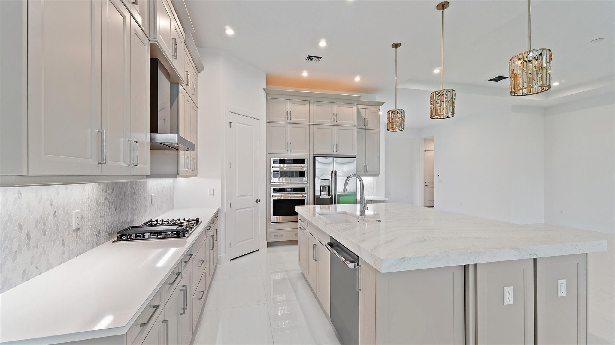 MLS #F10541366 image #10