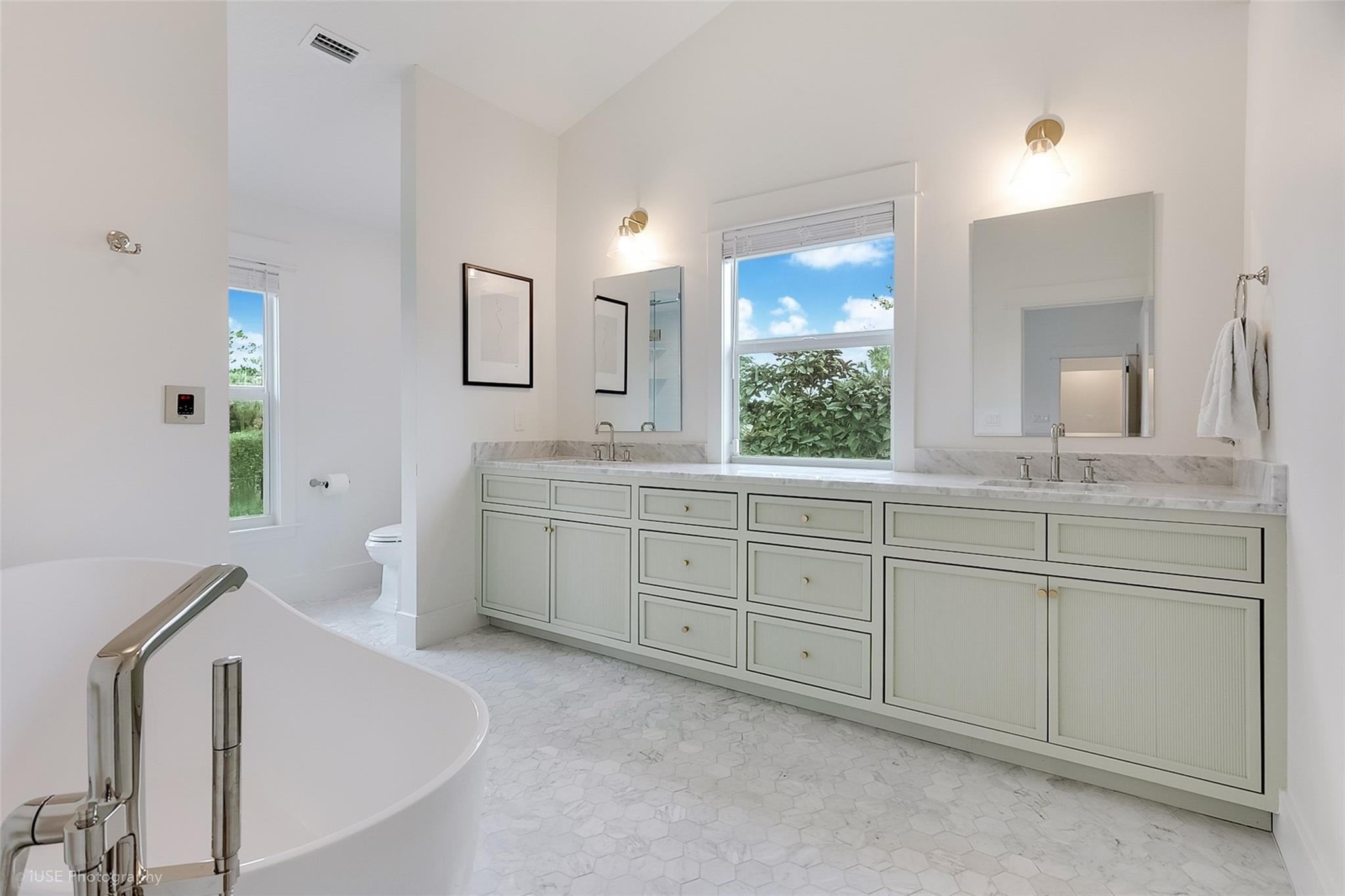 MLS #F10542133 image #17