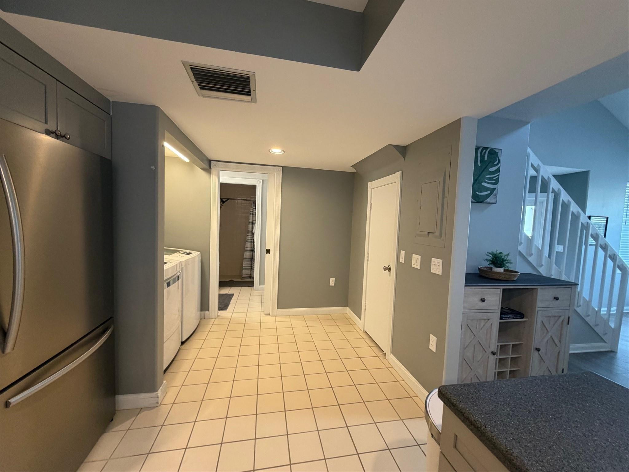 MLS #F10545982 image #10