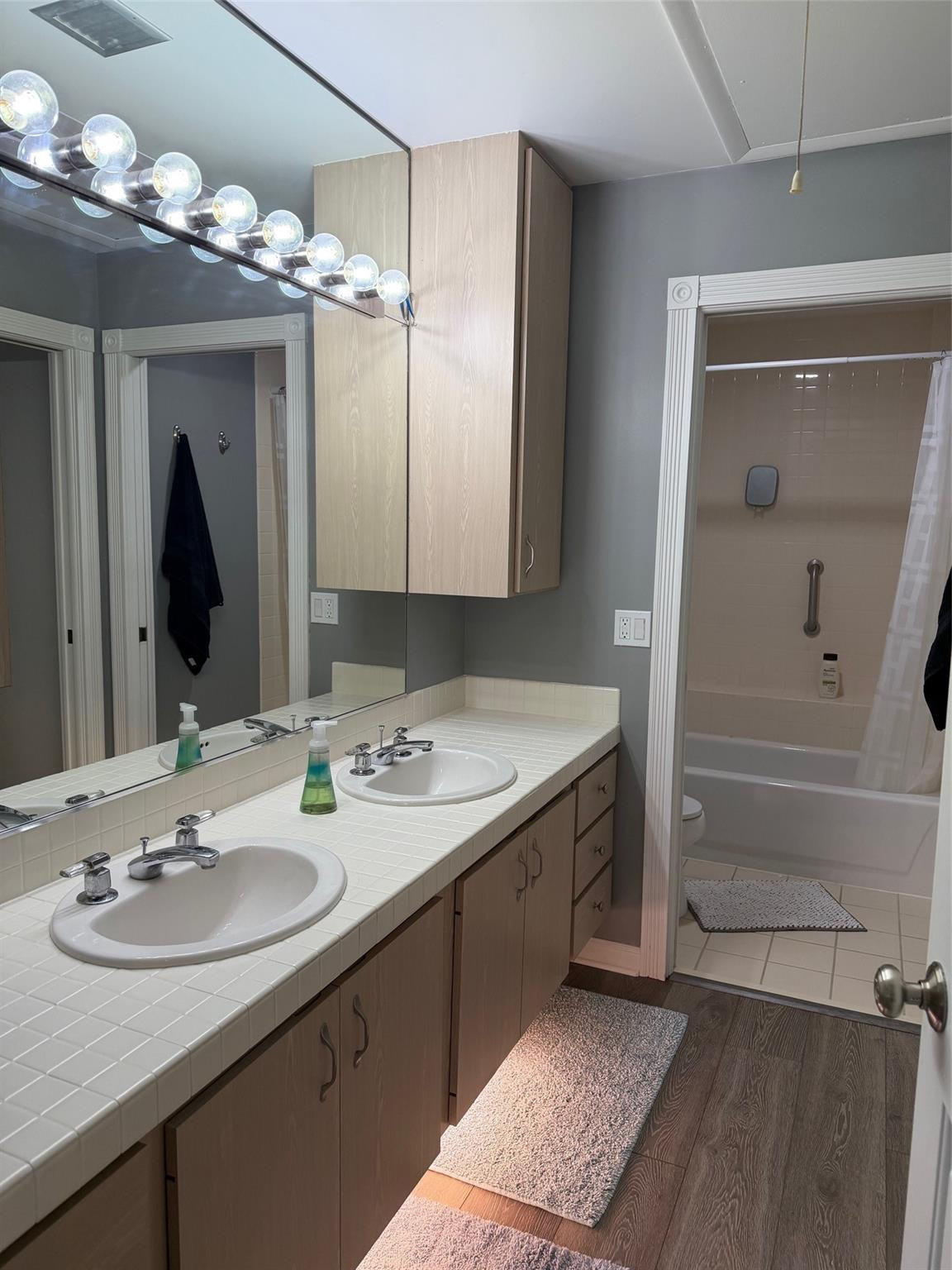 MLS #F10545982 image #2