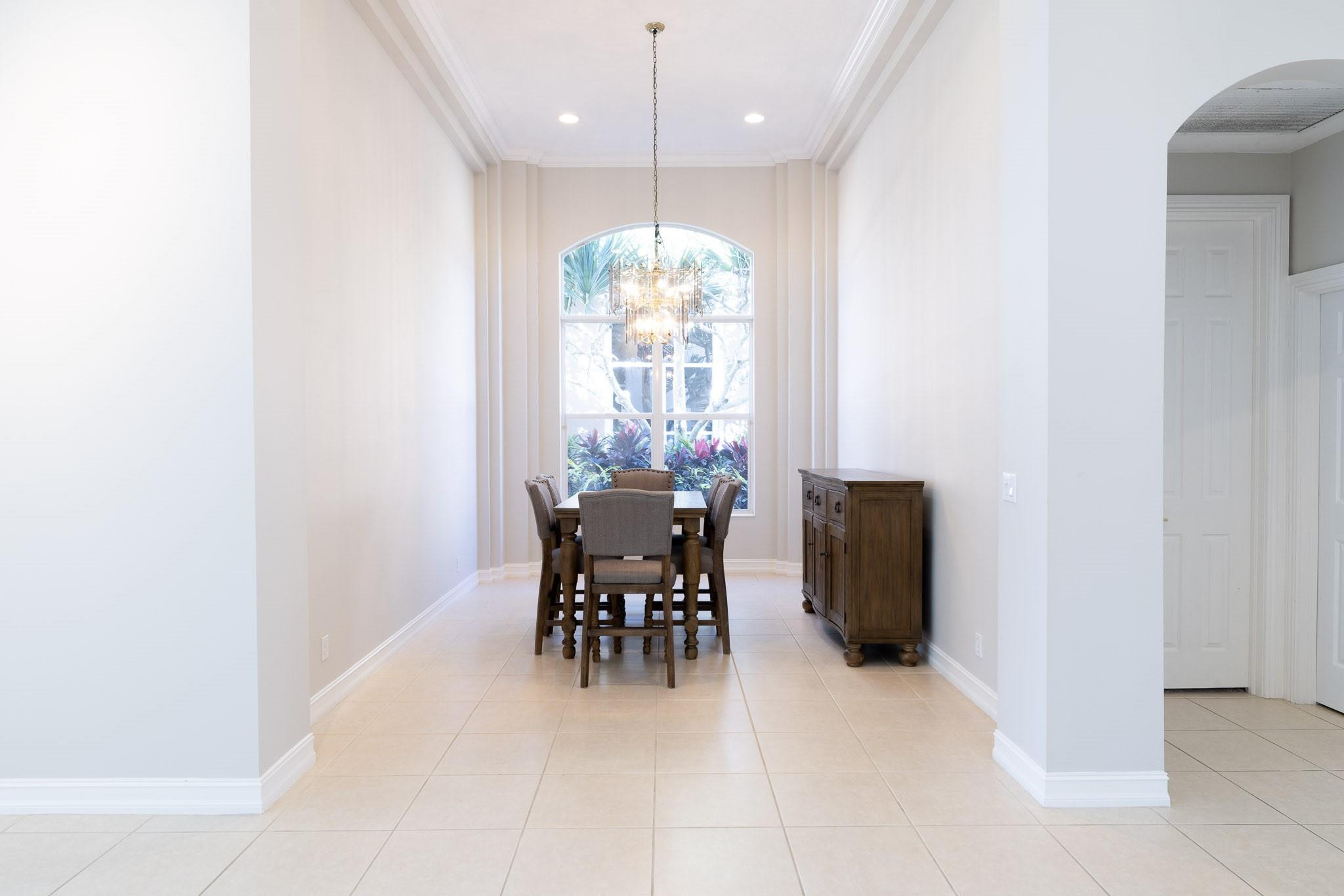 MLS #F10546305 image #10