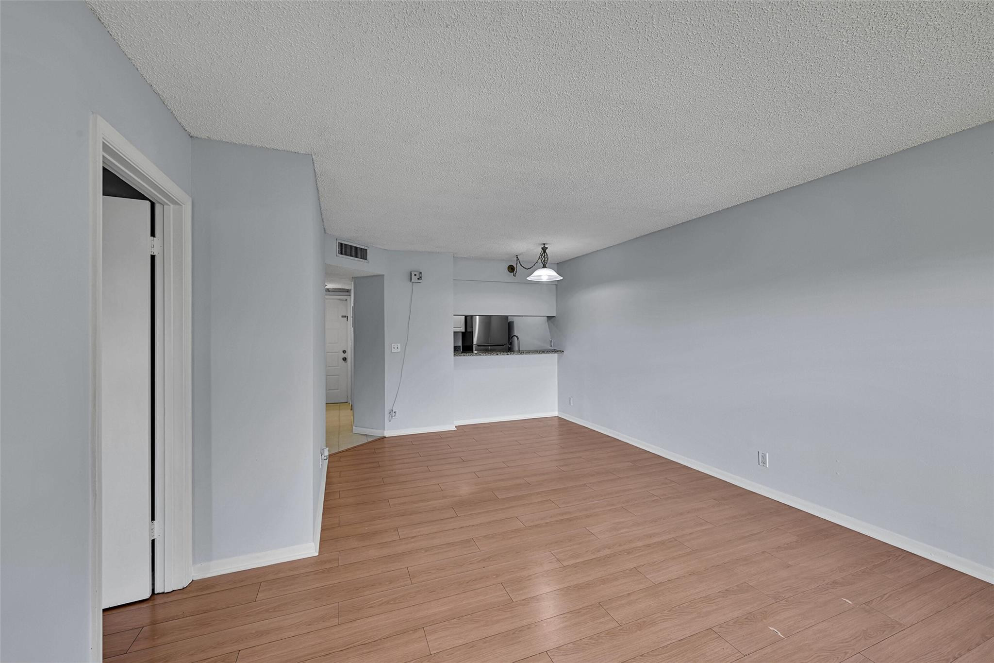 MLS #F10546624 image #5