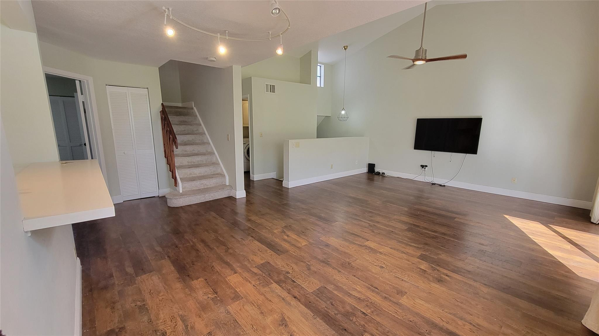 MLS #F10546657 image #3