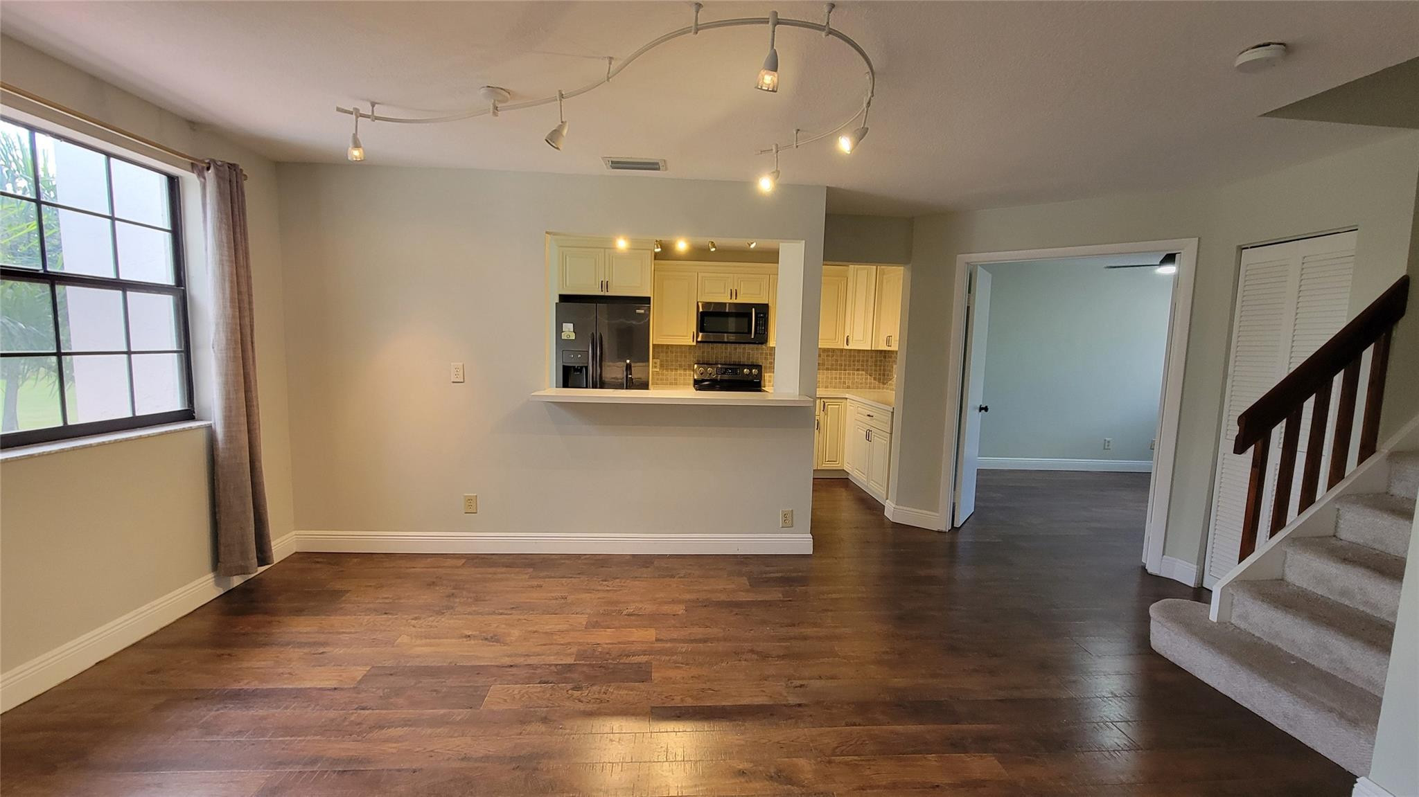 MLS #F10546657 image #5