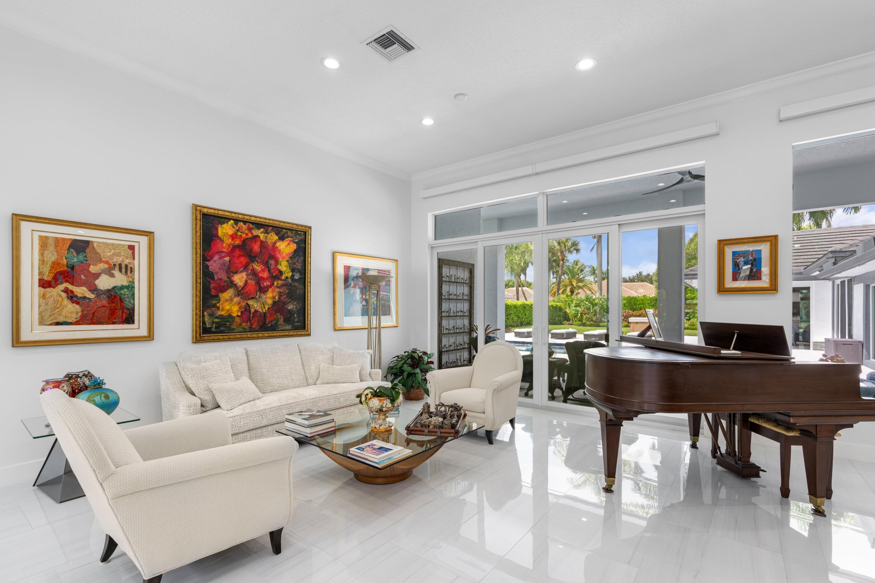 MLS #R11121693 image #2