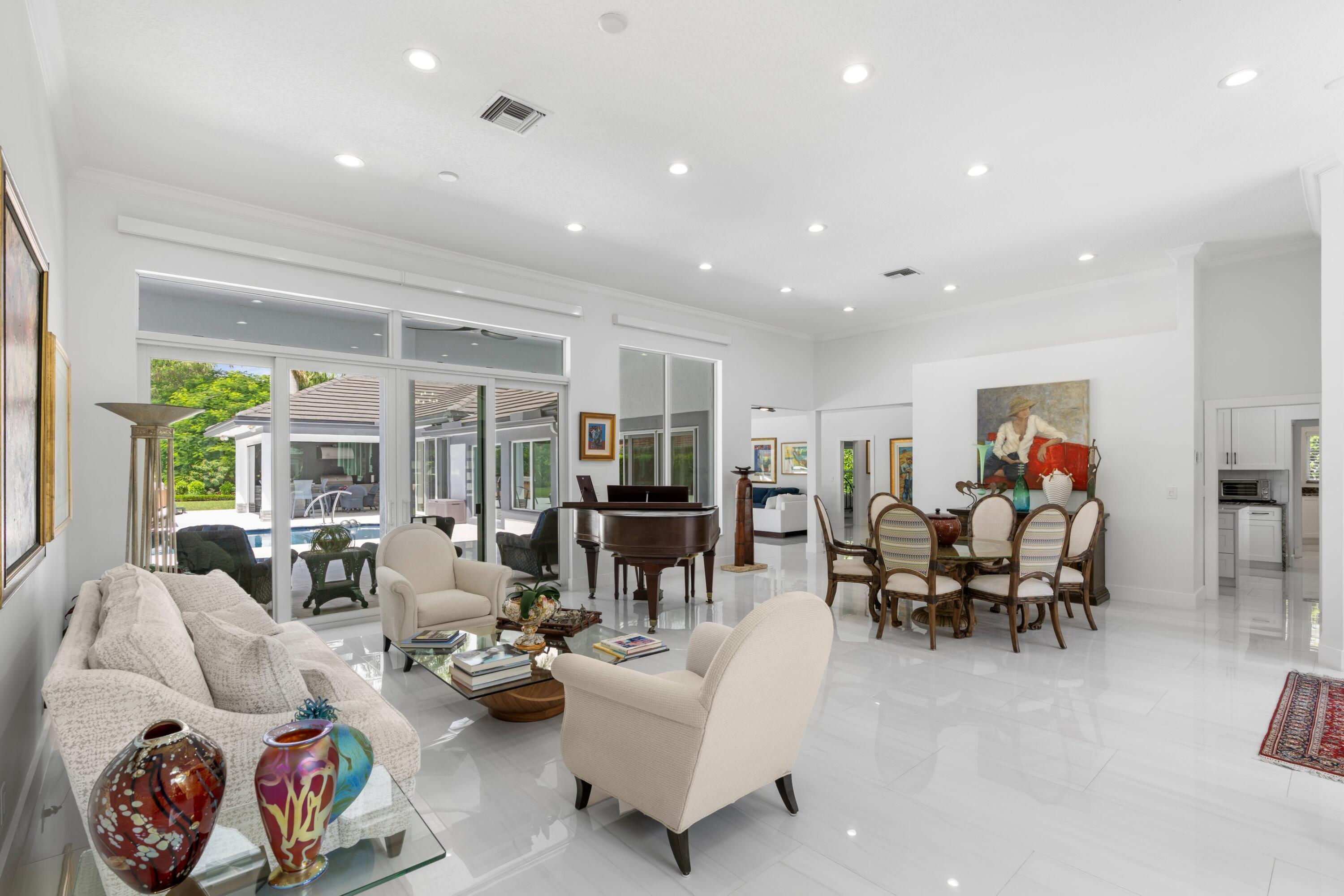 MLS #R11121693 image #3