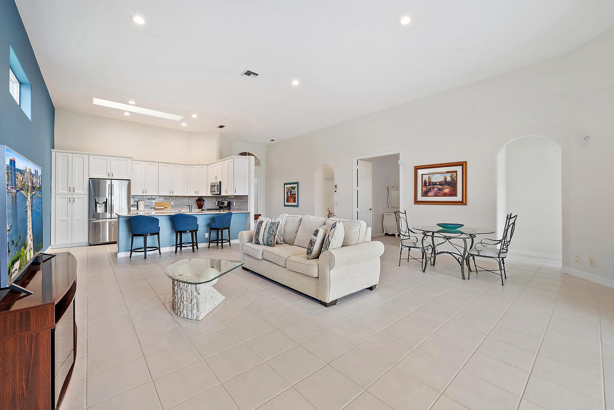 MLS #R11122856 image #11