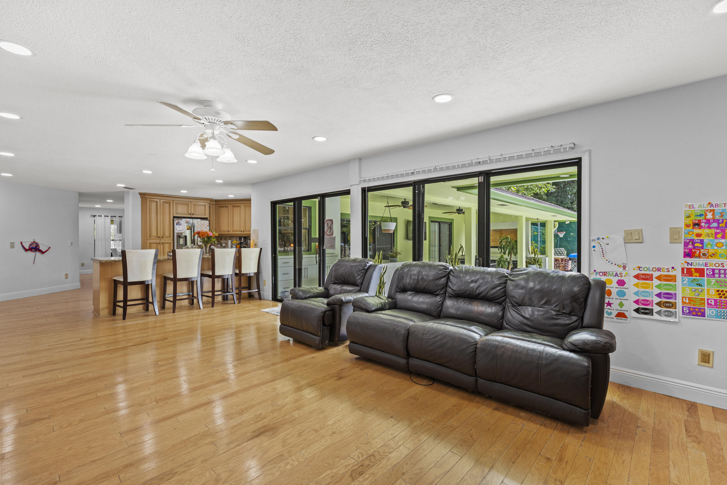 MLS #R11135647 image #14