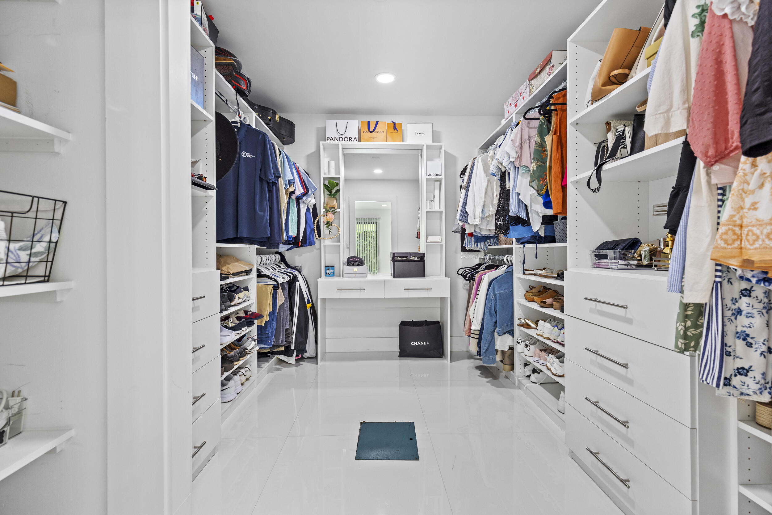 MLS #R11135647 image #32