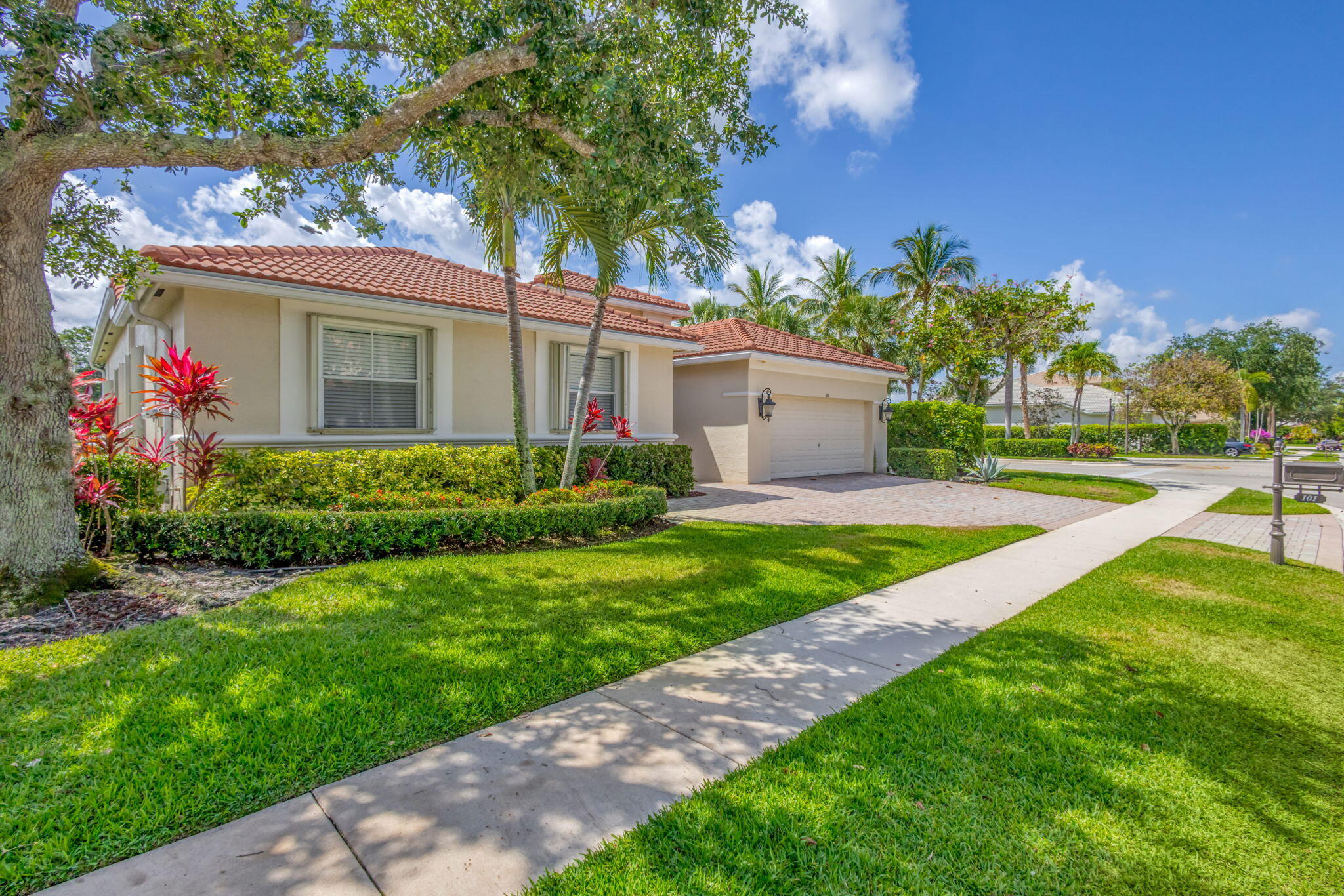 MLS #R11136272 image #3