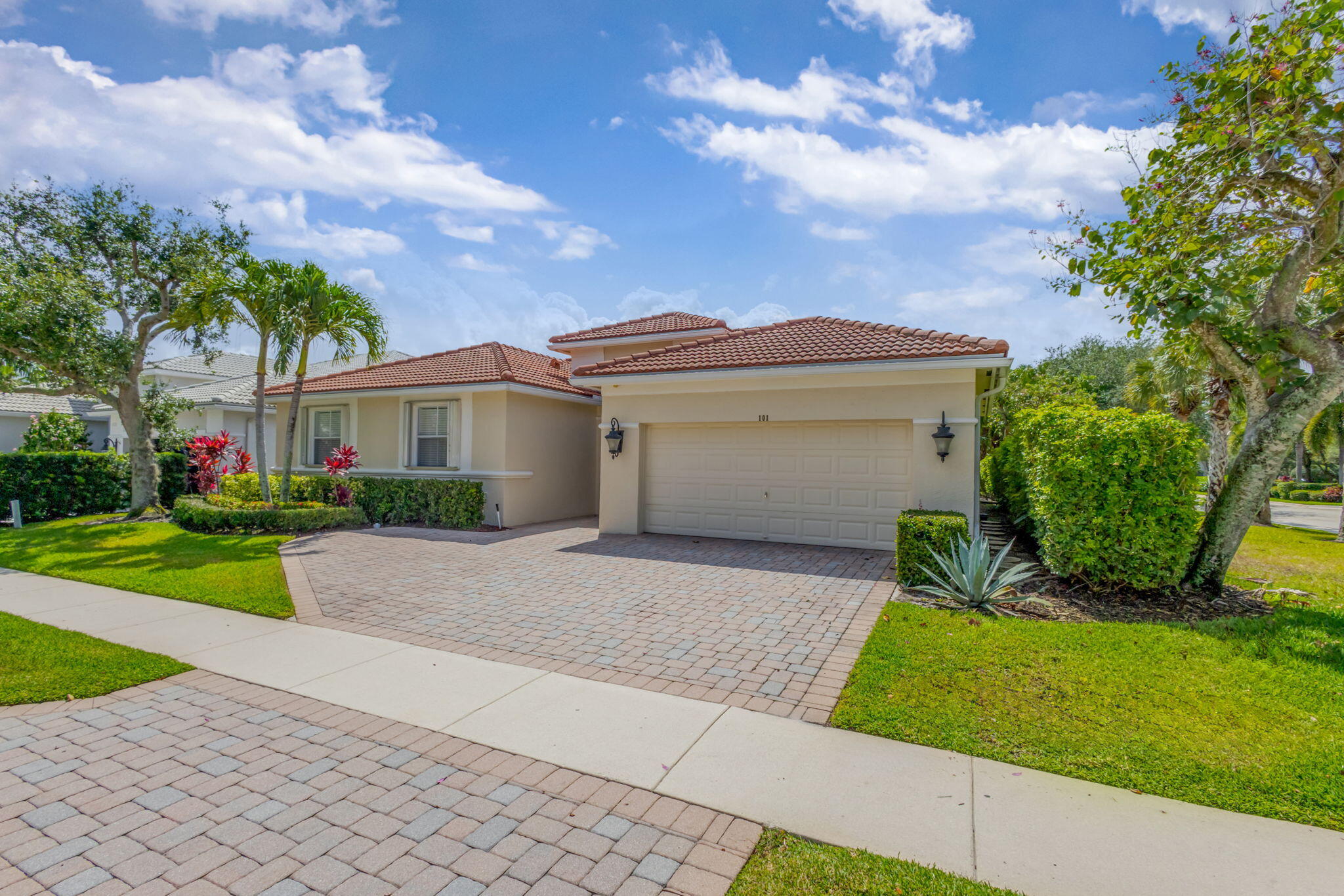 MLS #R11136272 image #4