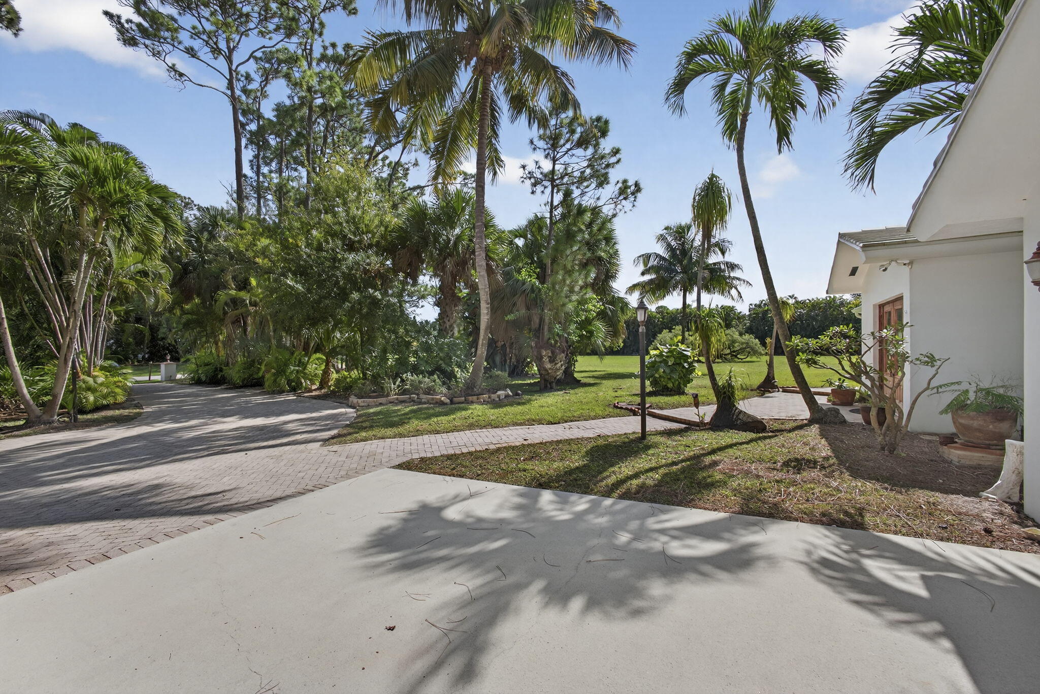 MLS #R11136643 image #41