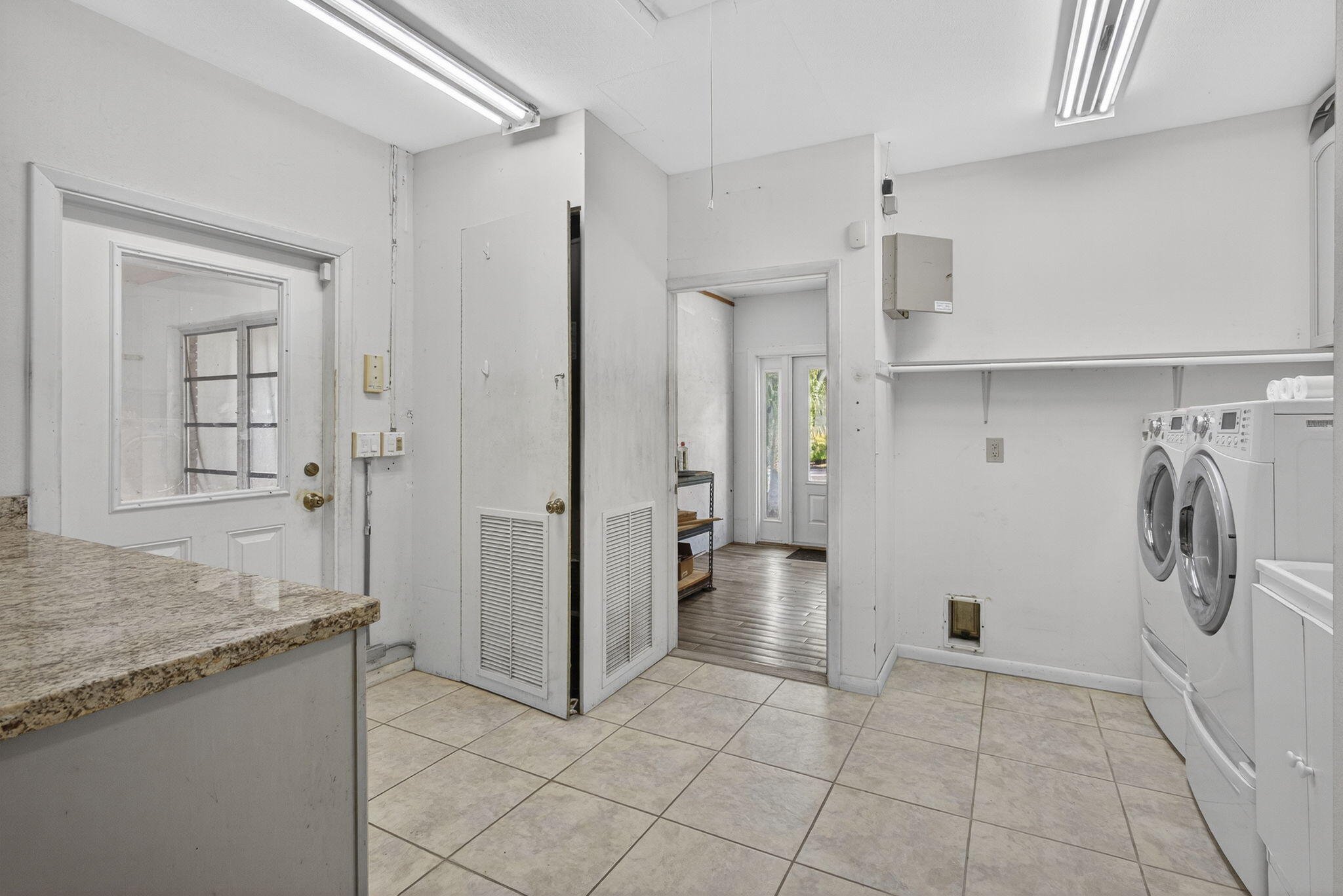 MLS #R11136643 image #42