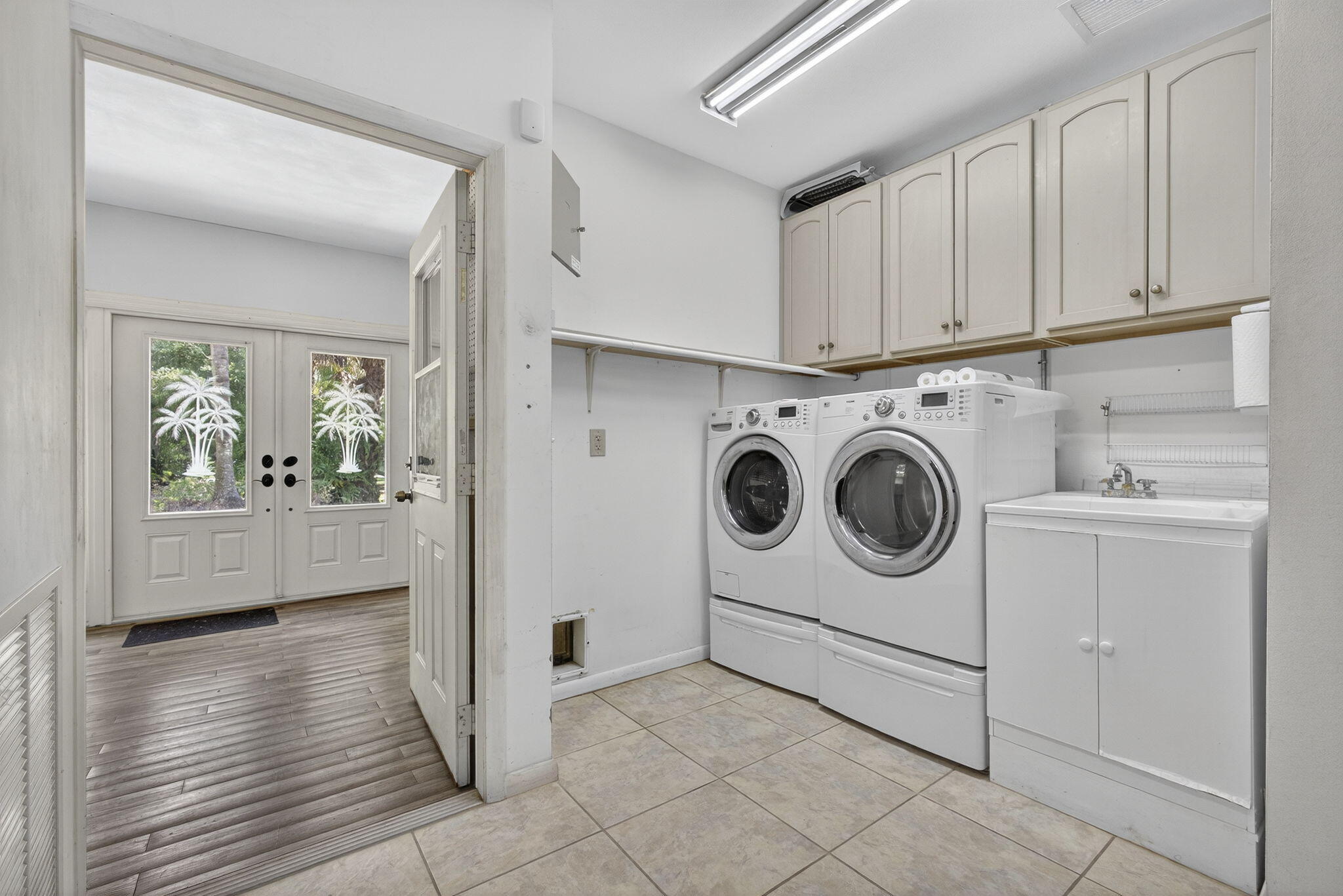 MLS #R11136643 image #43