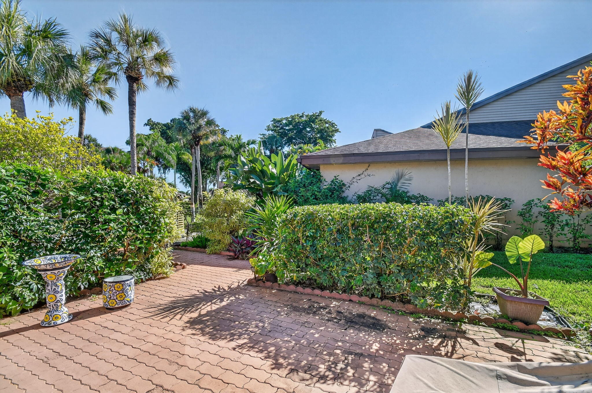 MLS #R11136956 image #44