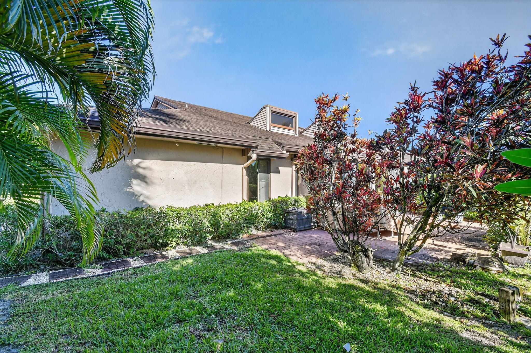 MLS #R11136956 image #45