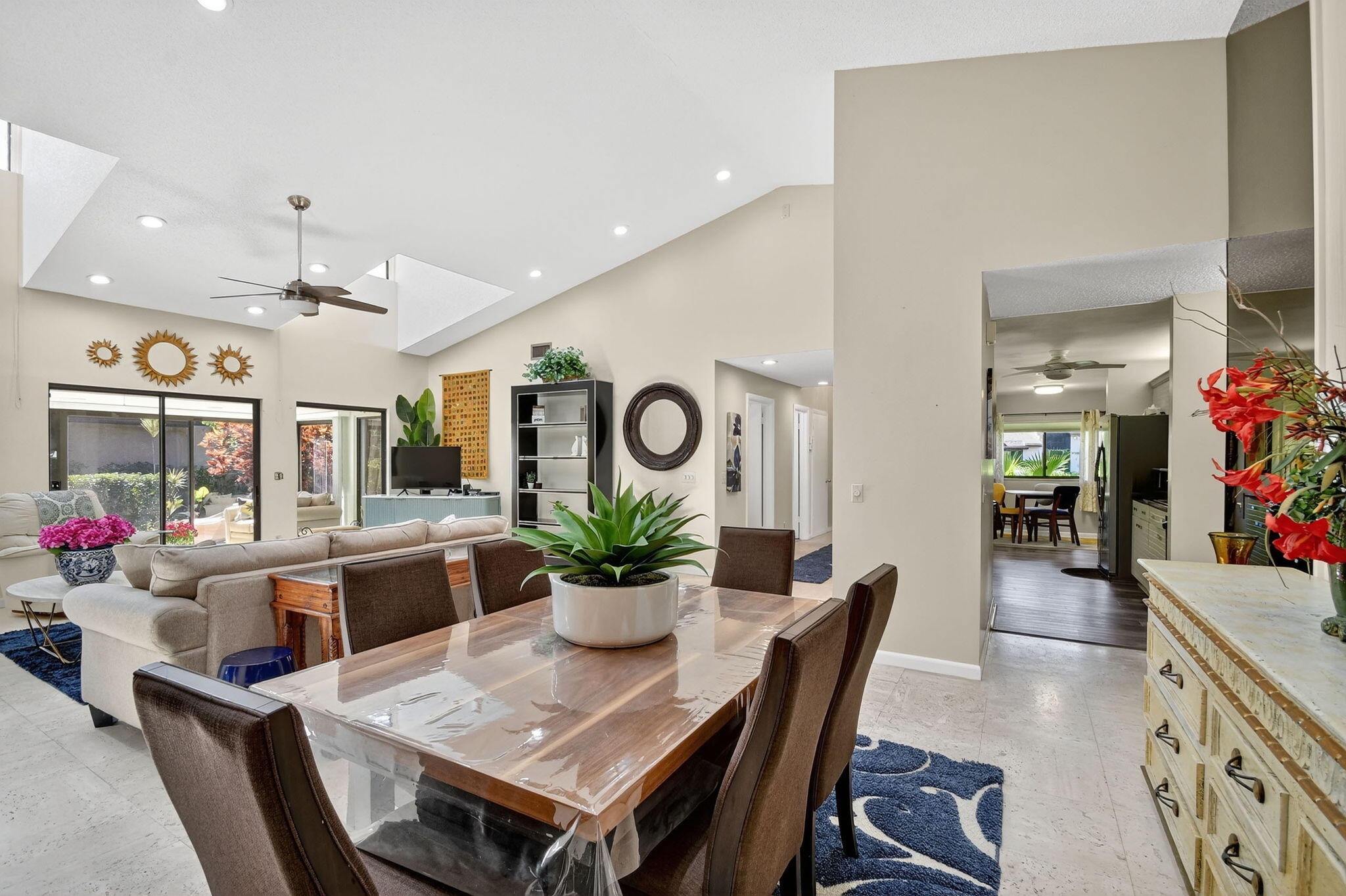 MLS #R11136956 image #9