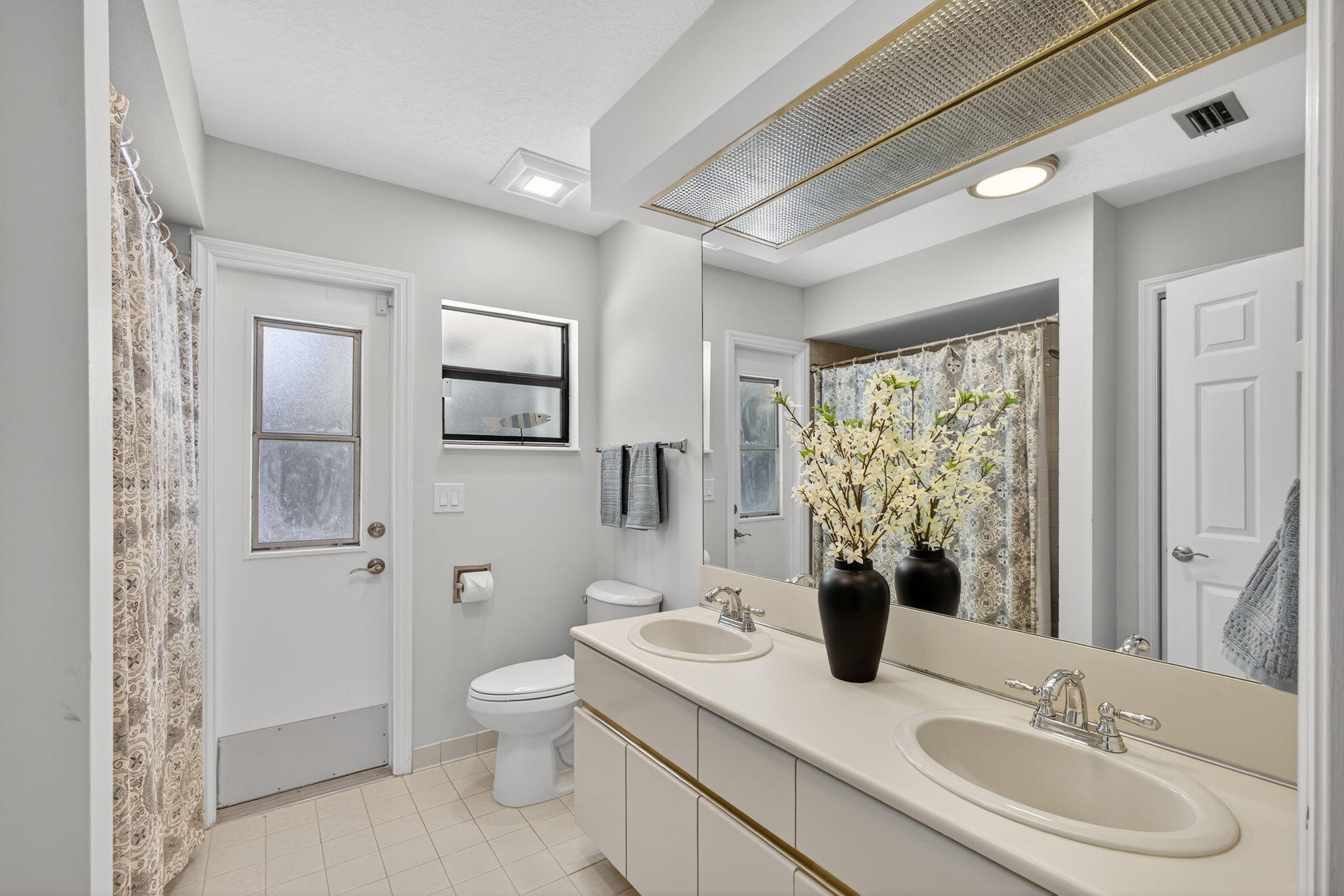 MLS #R11137190 image #36