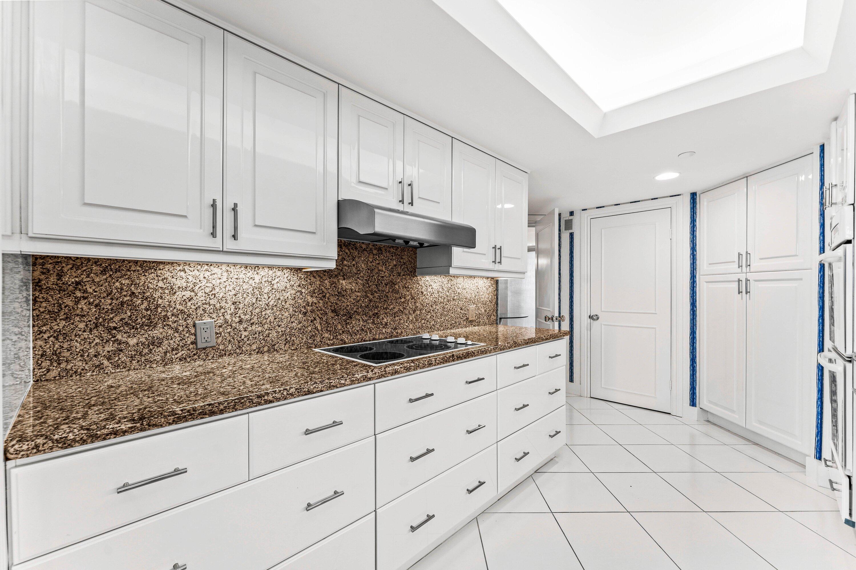 MLS #R11137356 image #7