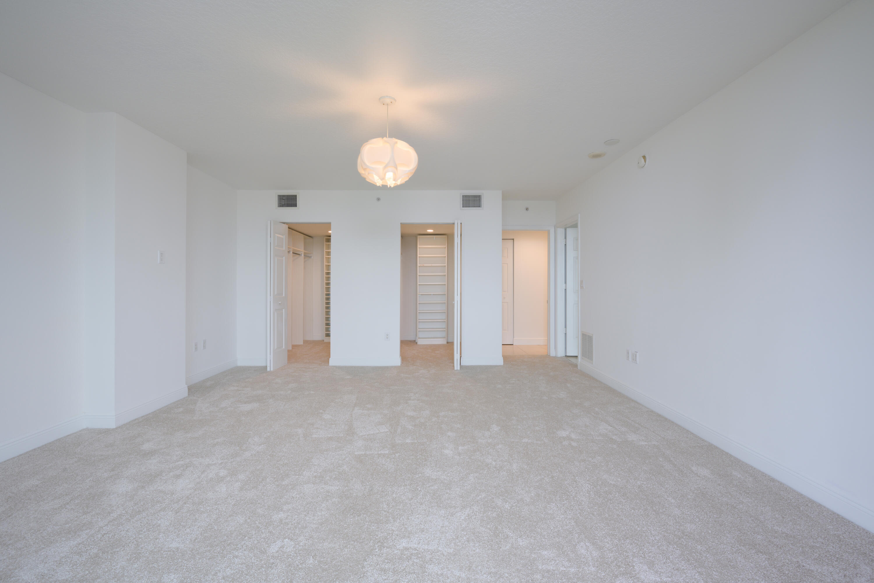 MLS #R11138218 image #12