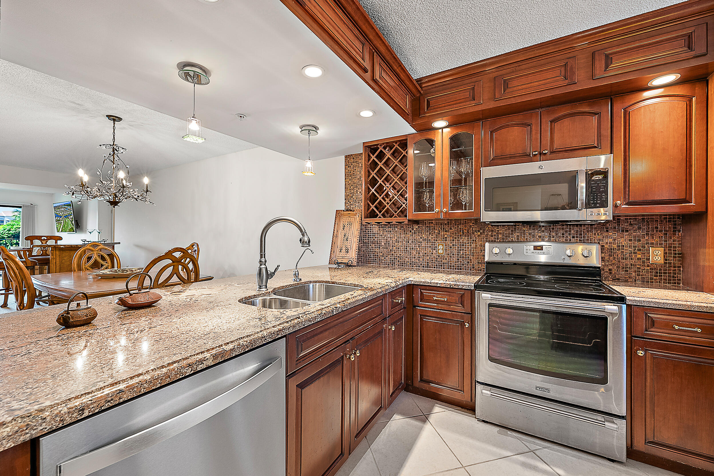 MLS #R11138272 image #21