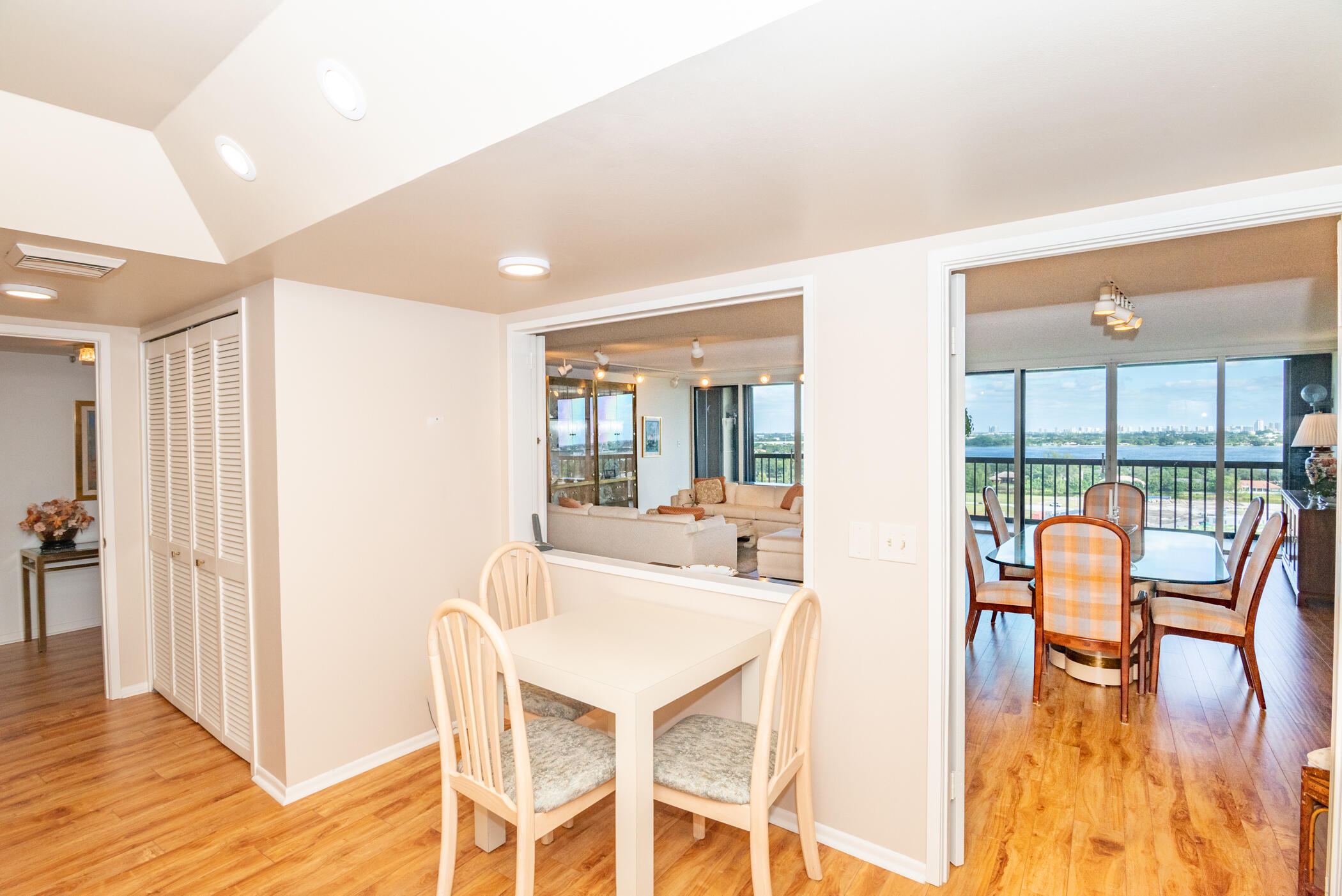 MLS #R11138289 image #14