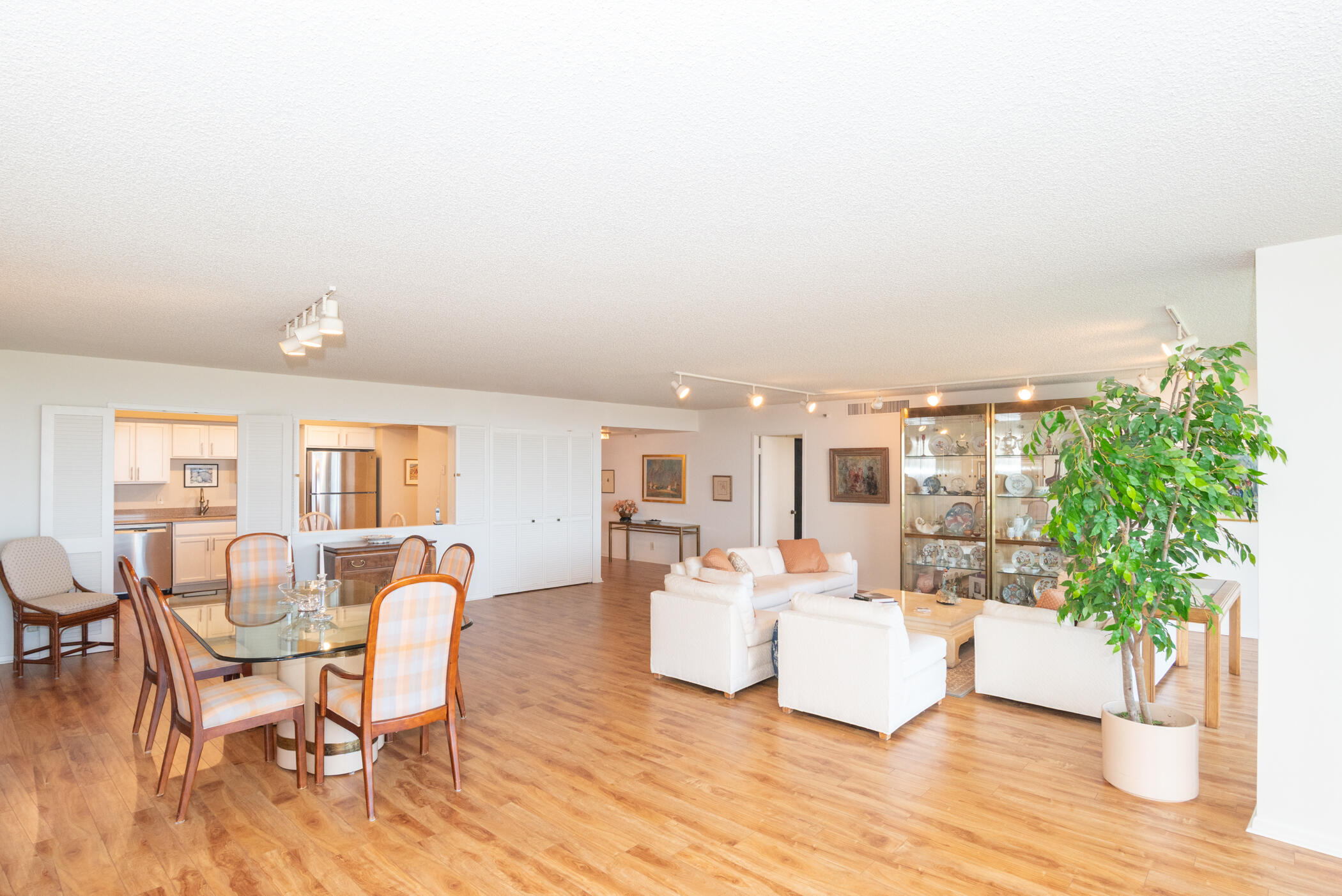 MLS #R11138289 image #6