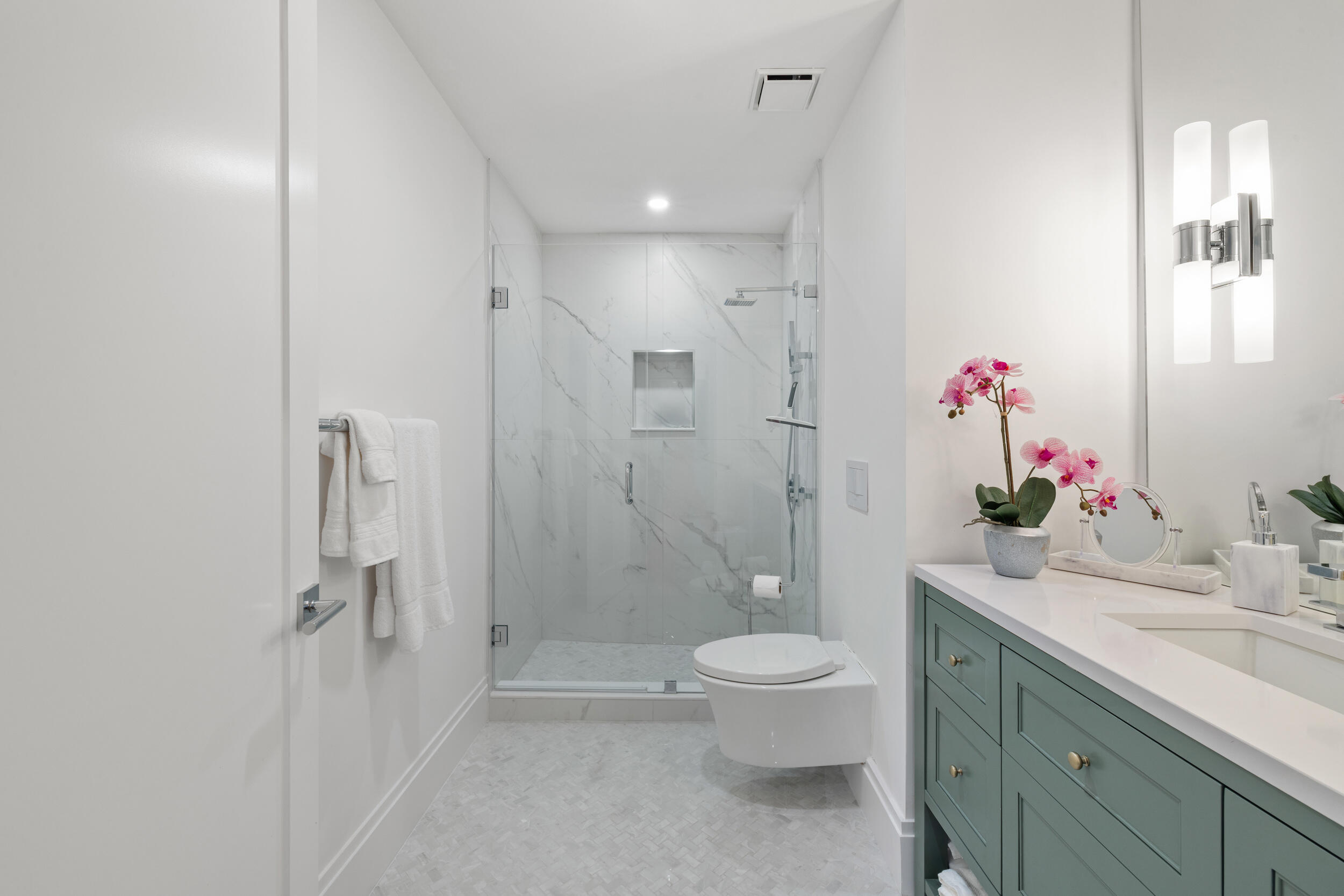 MLS #R11138307 image #12