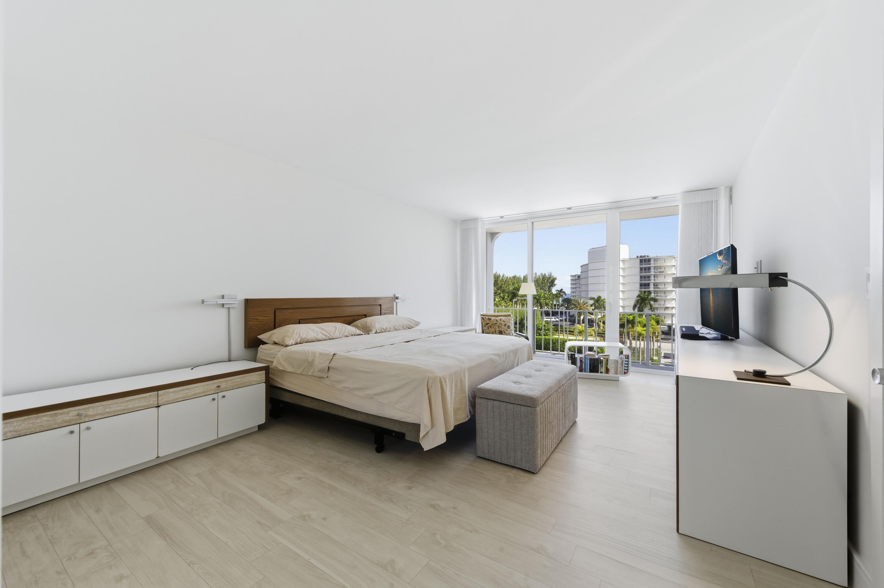 MLS #R11138485 image #30