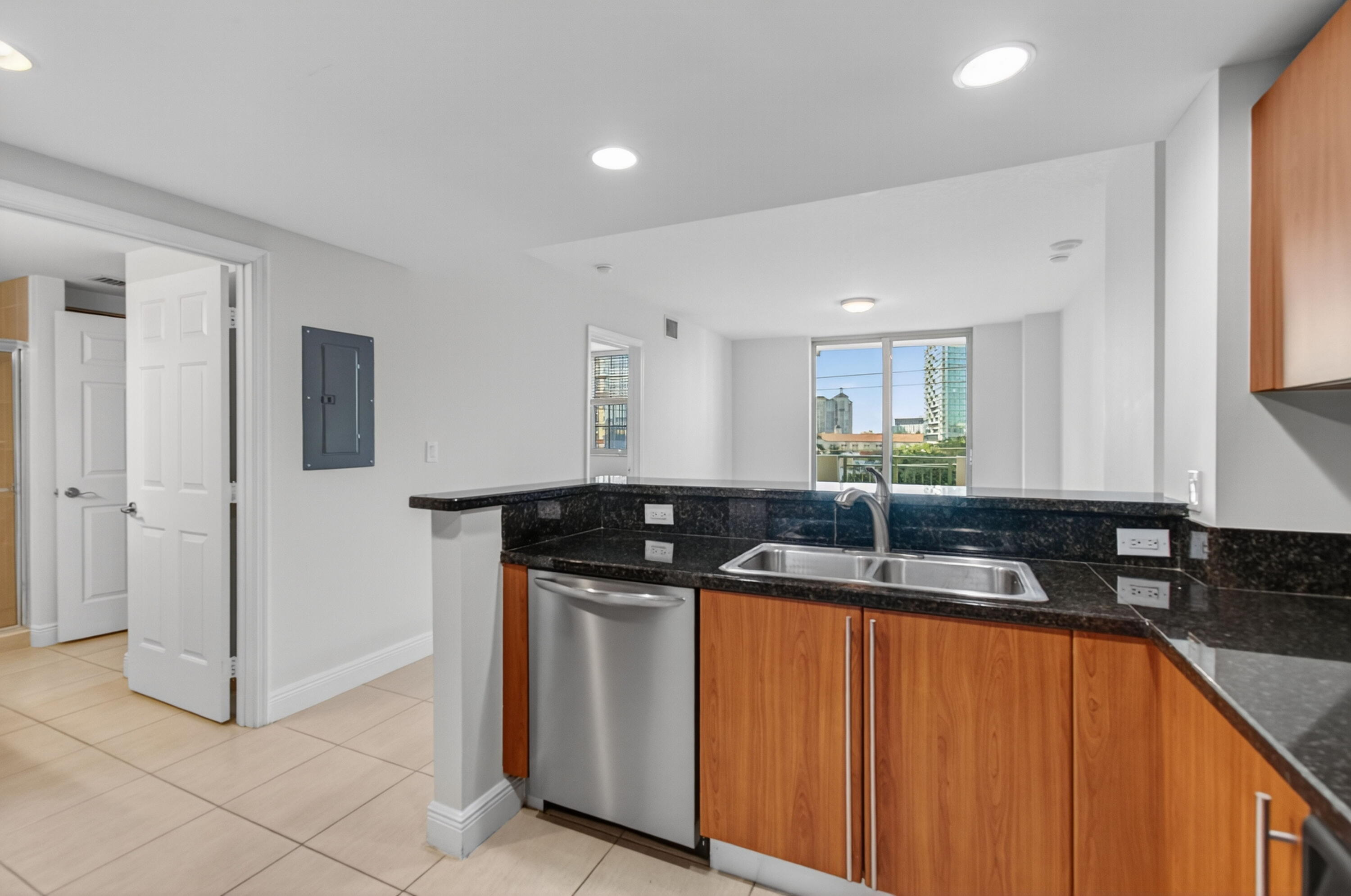 MLS #R11138657 image #28