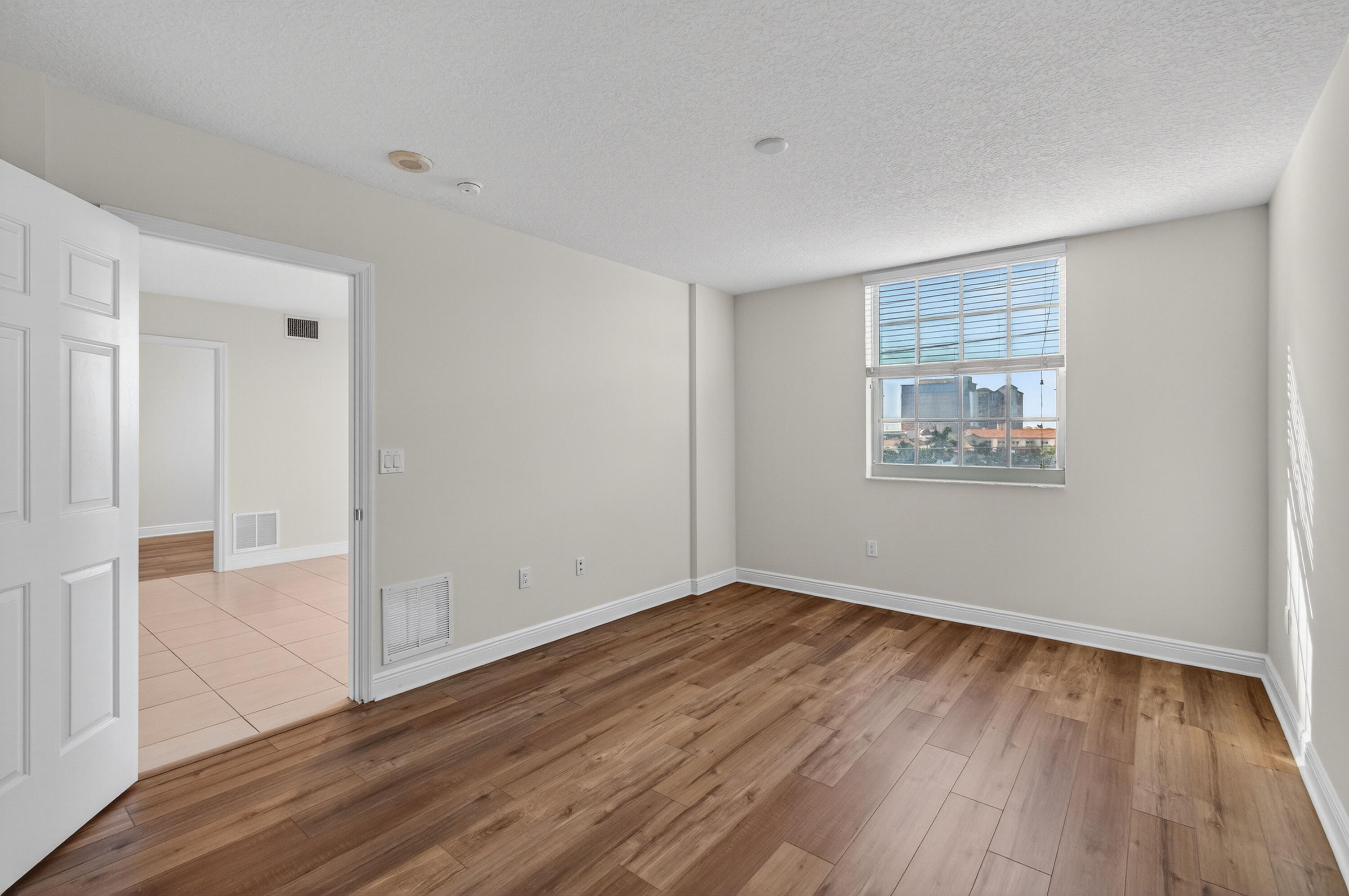 MLS #R11138657 image #34