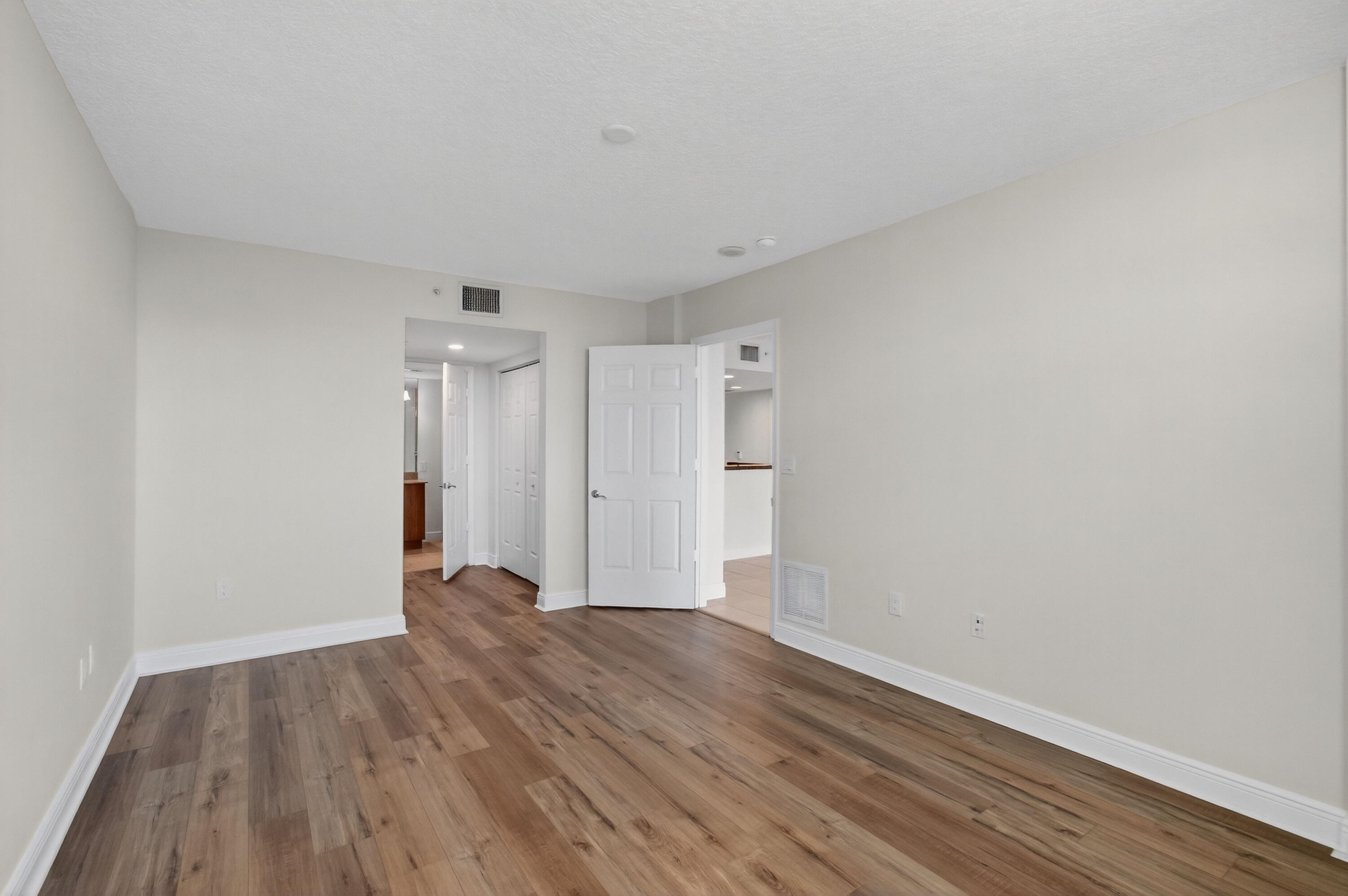 MLS #R11138657 image #36