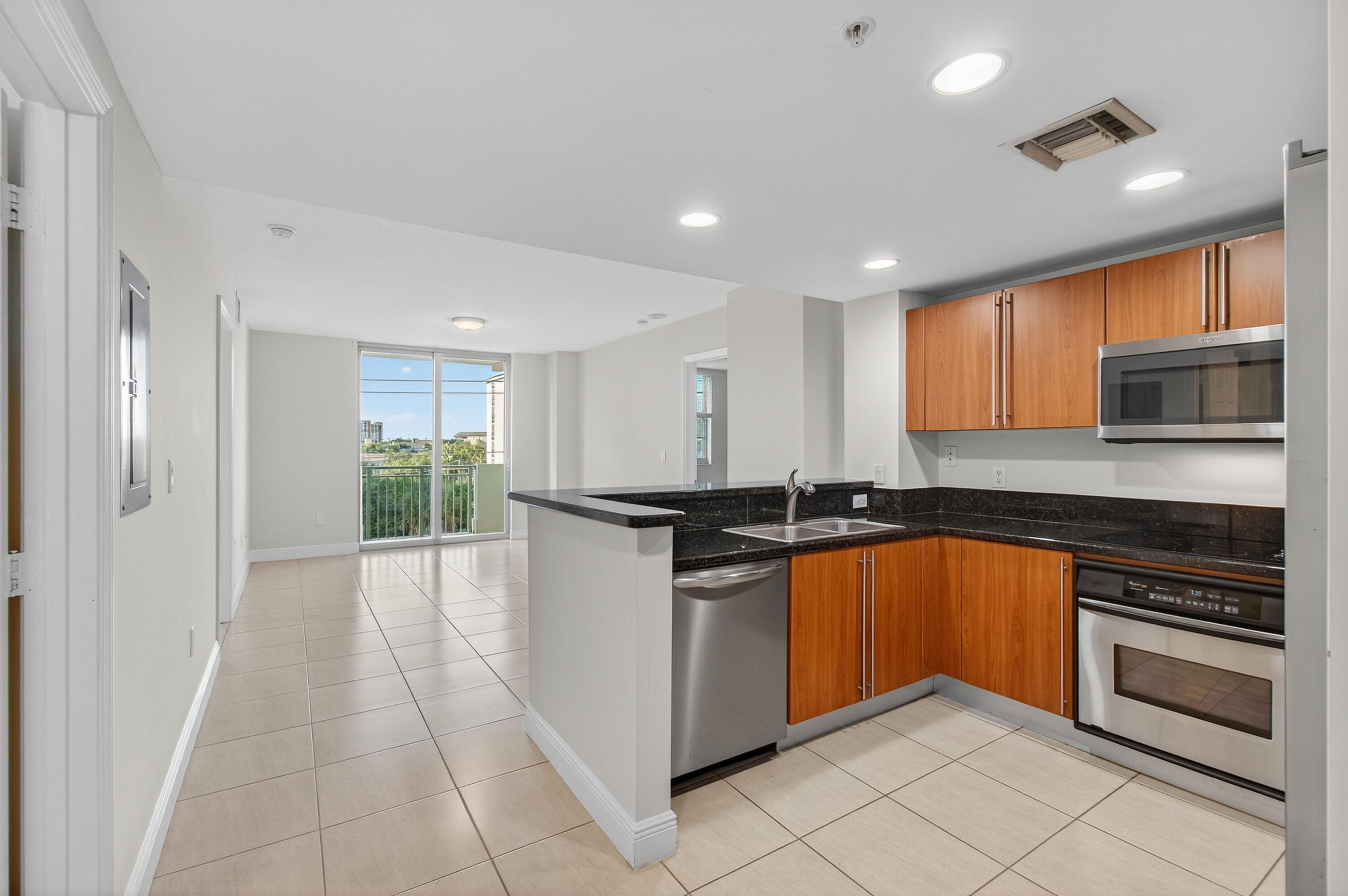 MLS #R11138657 image #8