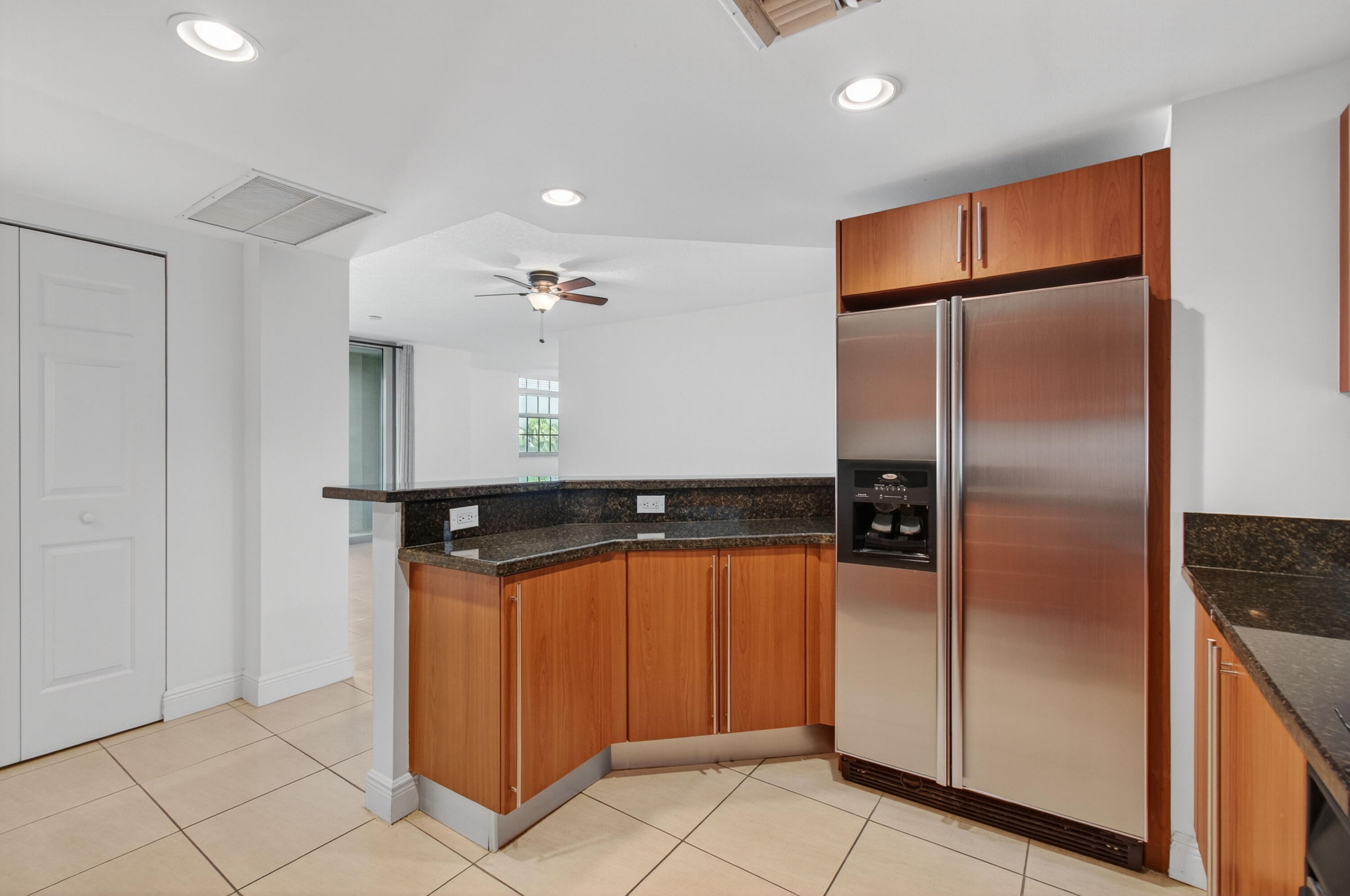 MLS #R11138668 image #27