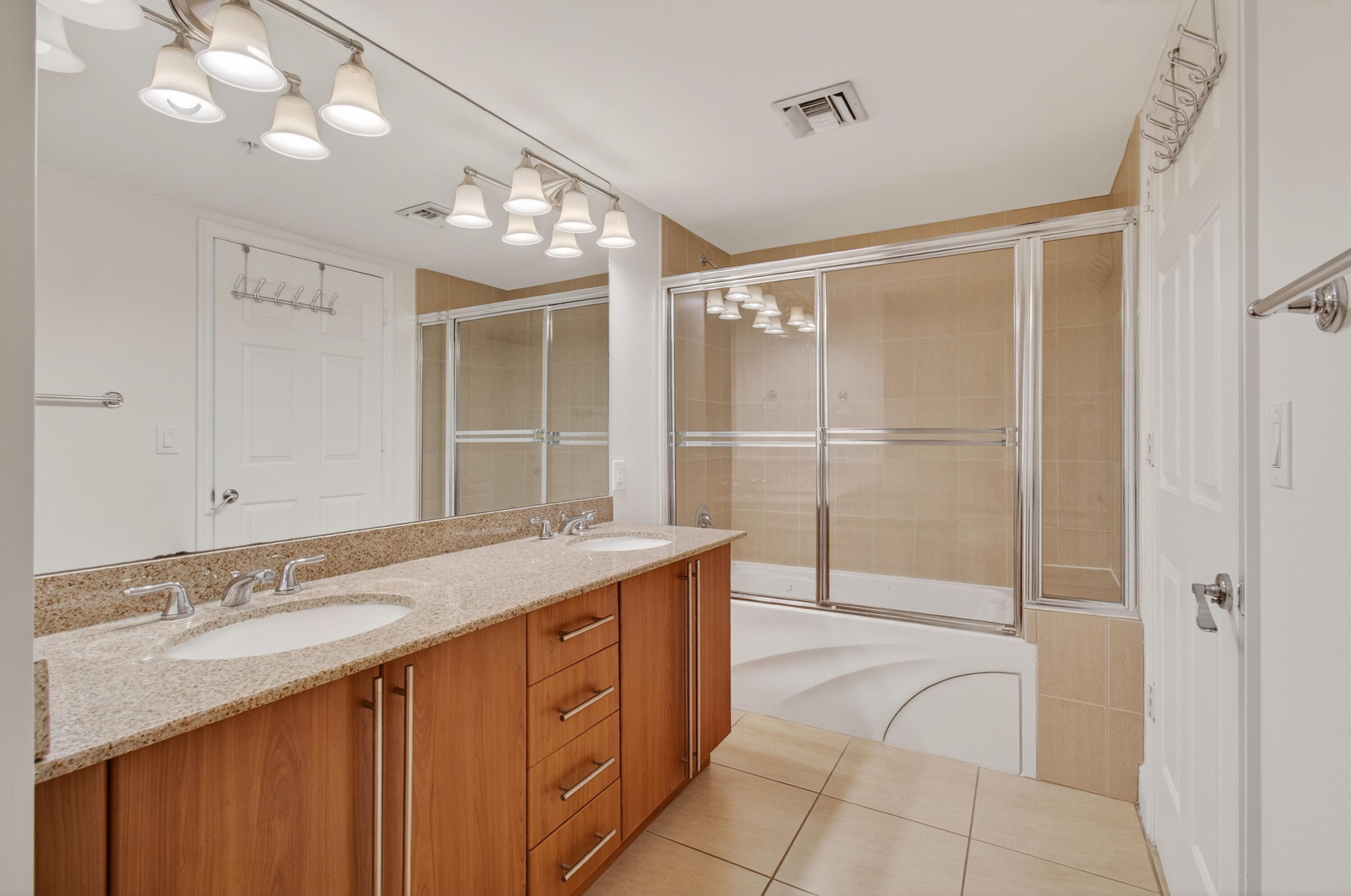 MLS #R11138668 image #49