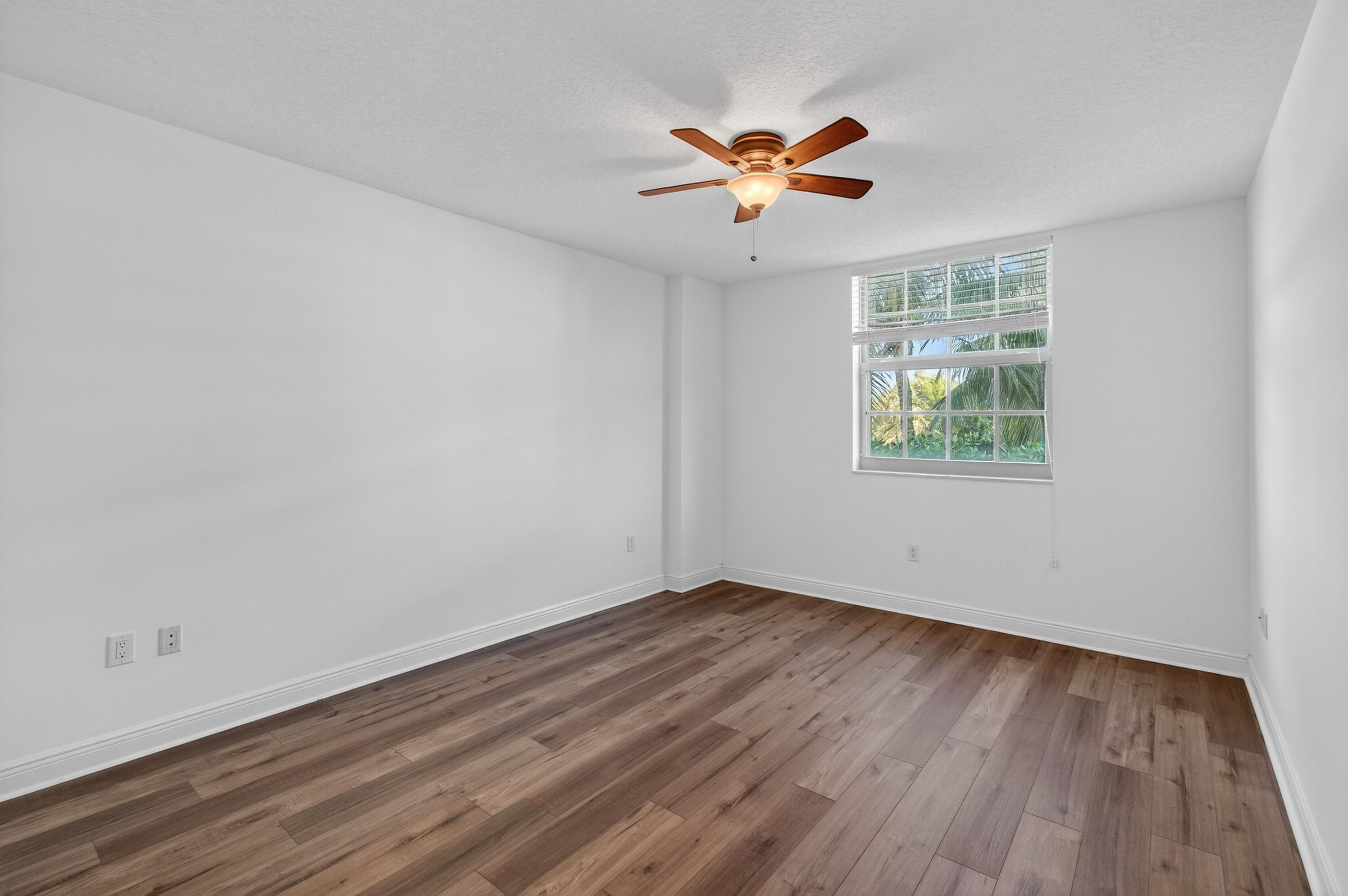 MLS #R11138668 image #52