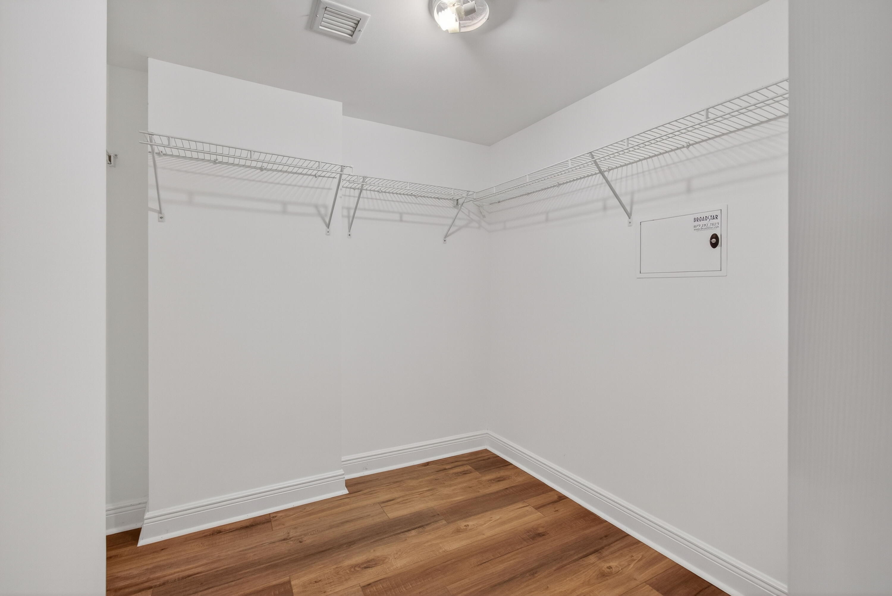 MLS #R11138668 image #57