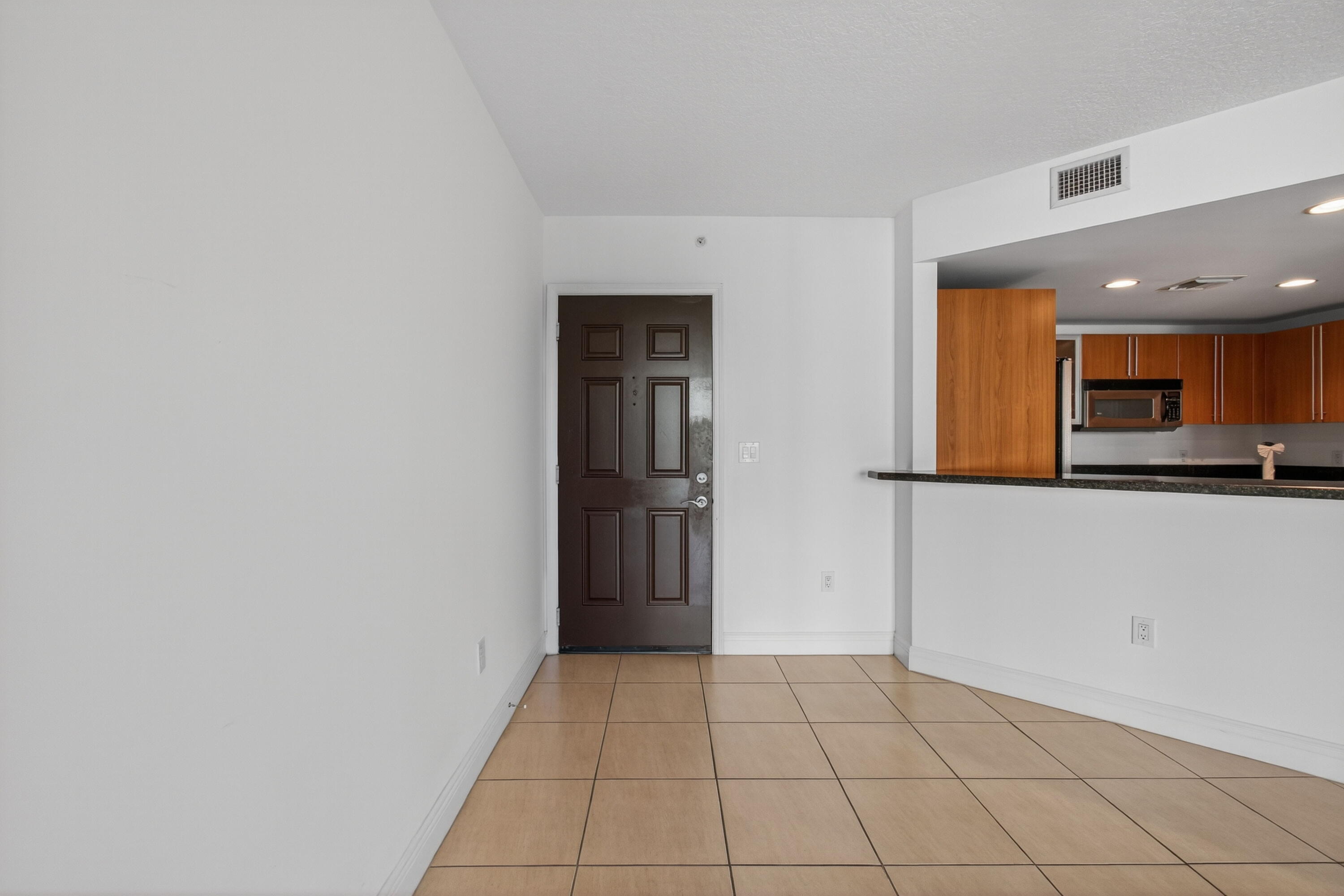 MLS #R11138668 image #6