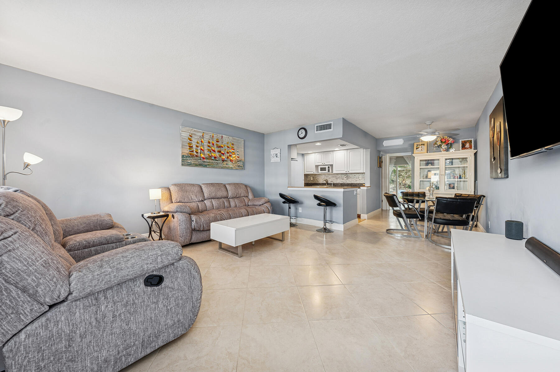 MLS #R11138692 image #1