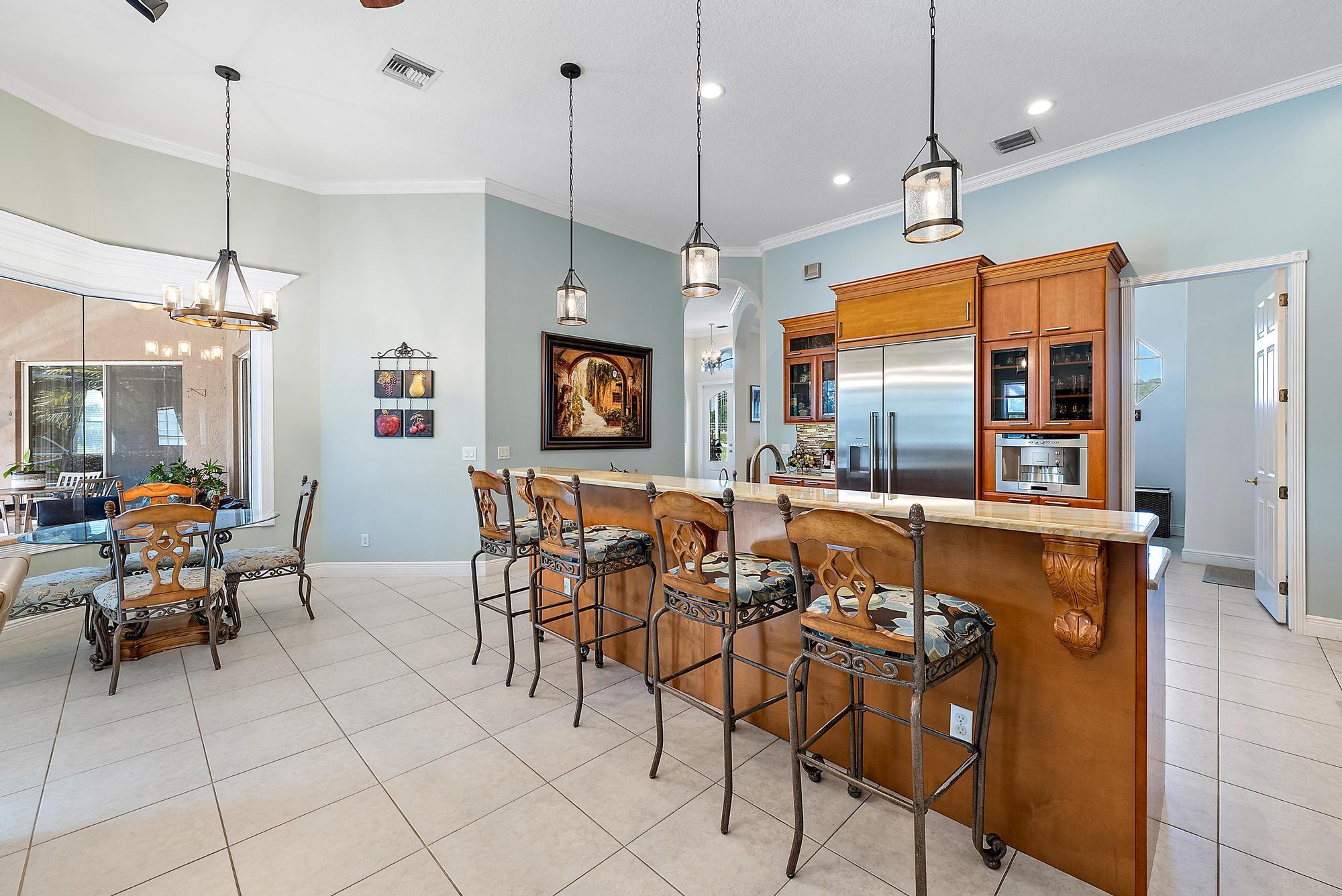 MLS #R11138844 image #11