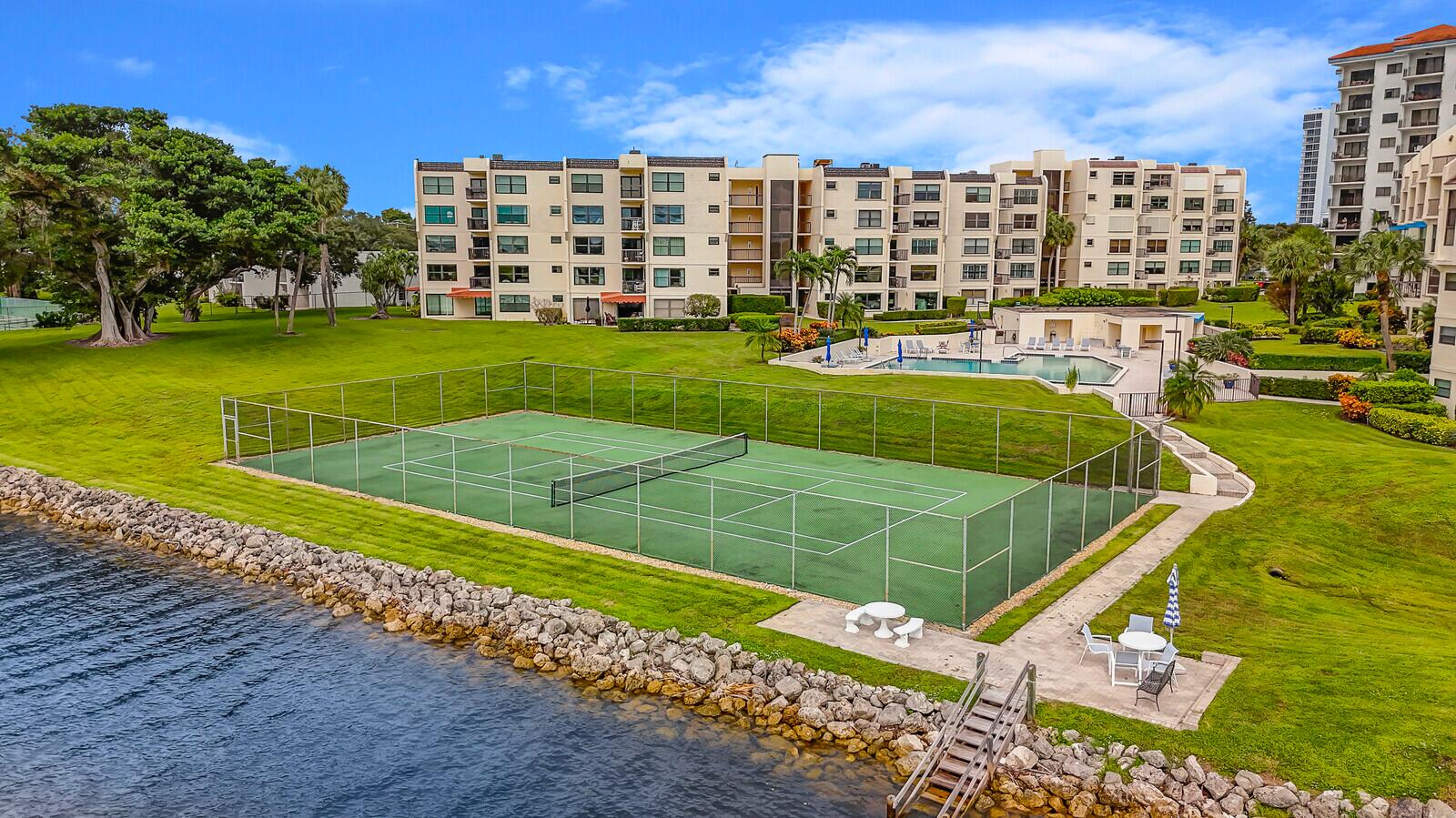 MLS #R11139078 image #1