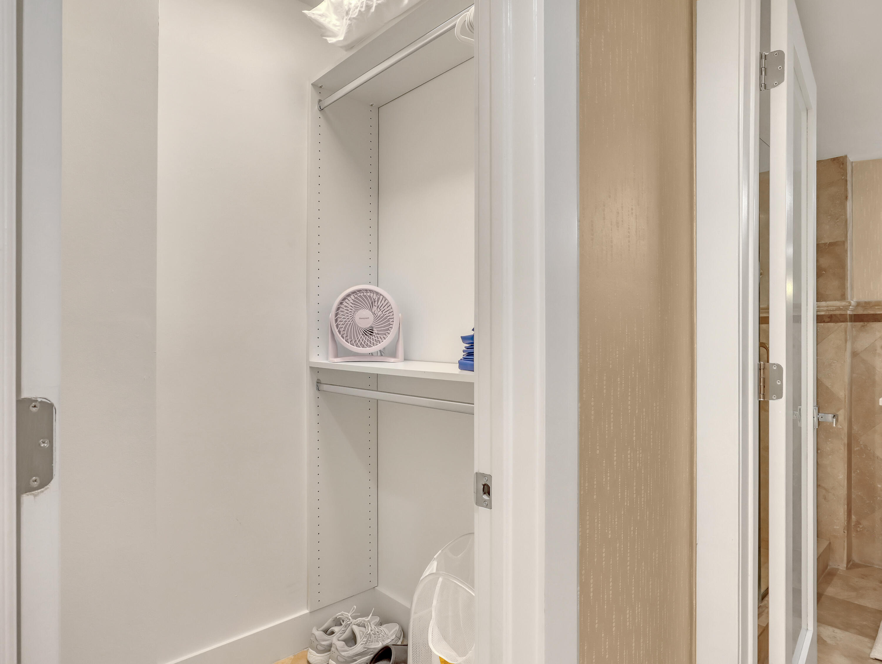 MLS #R11139283 image #22