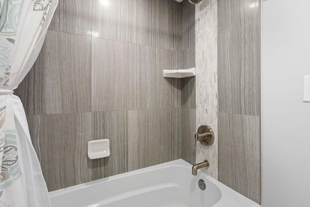 MLS #R11139324 image #34