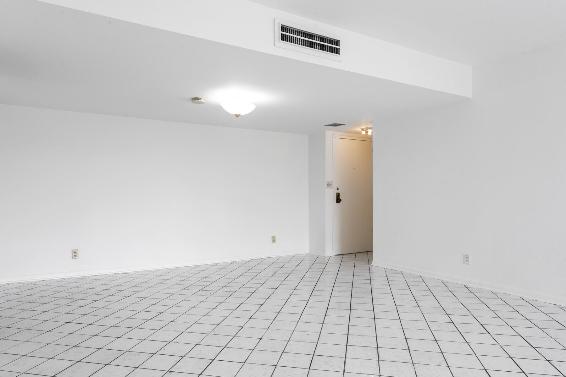 MLS #R11139371 image #9