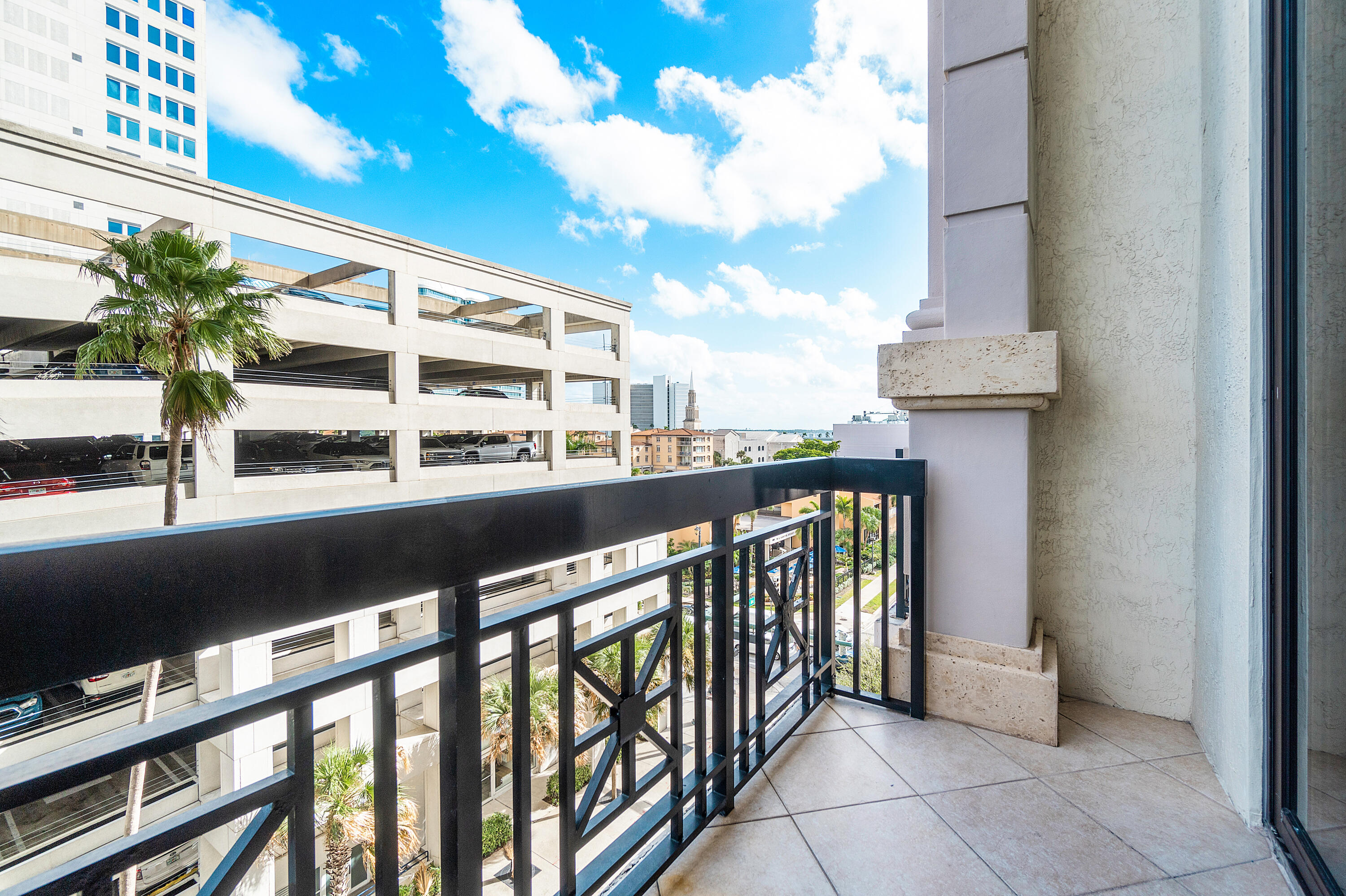 MLS #R11139476 image #12