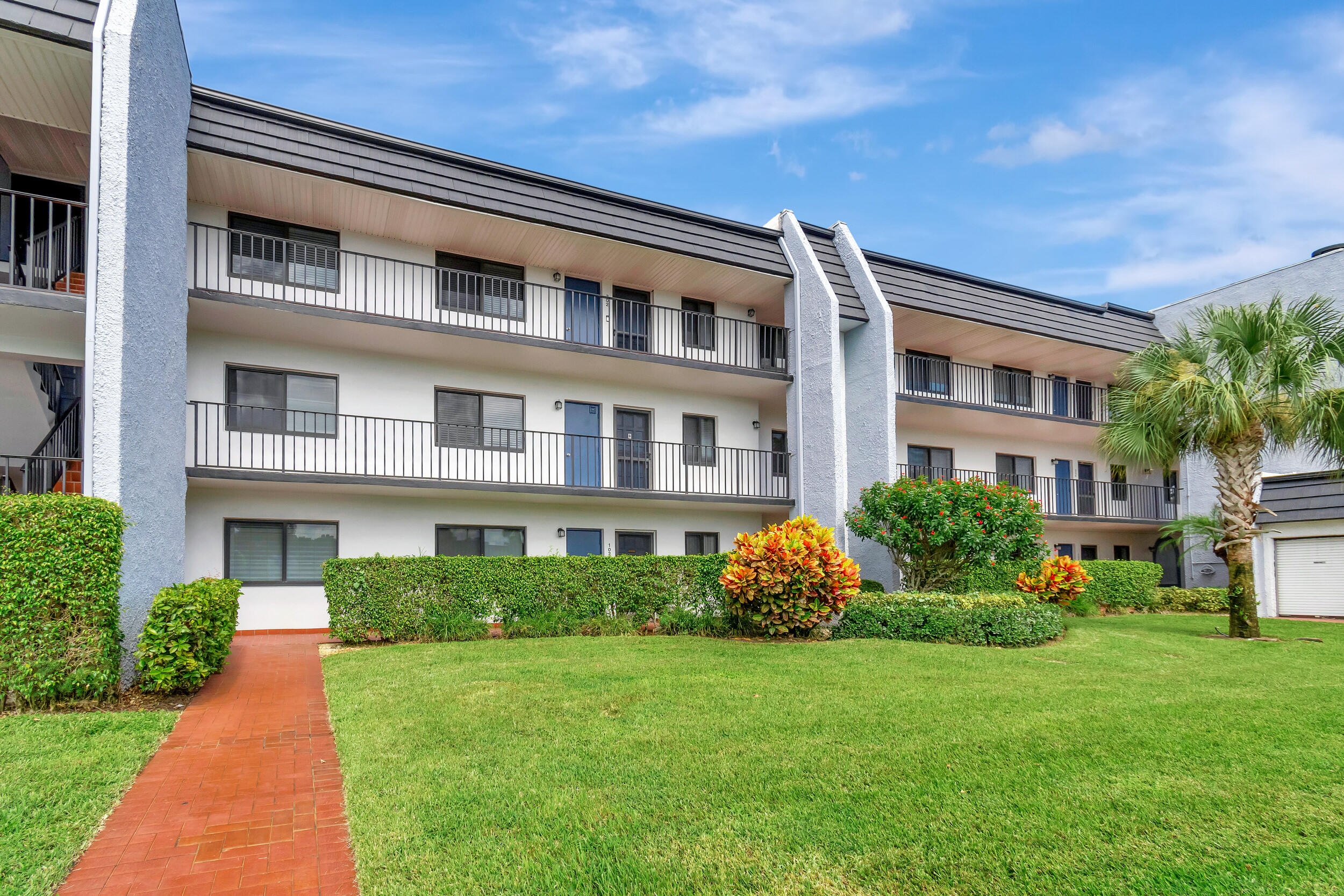 MLS #R11139553 image #1