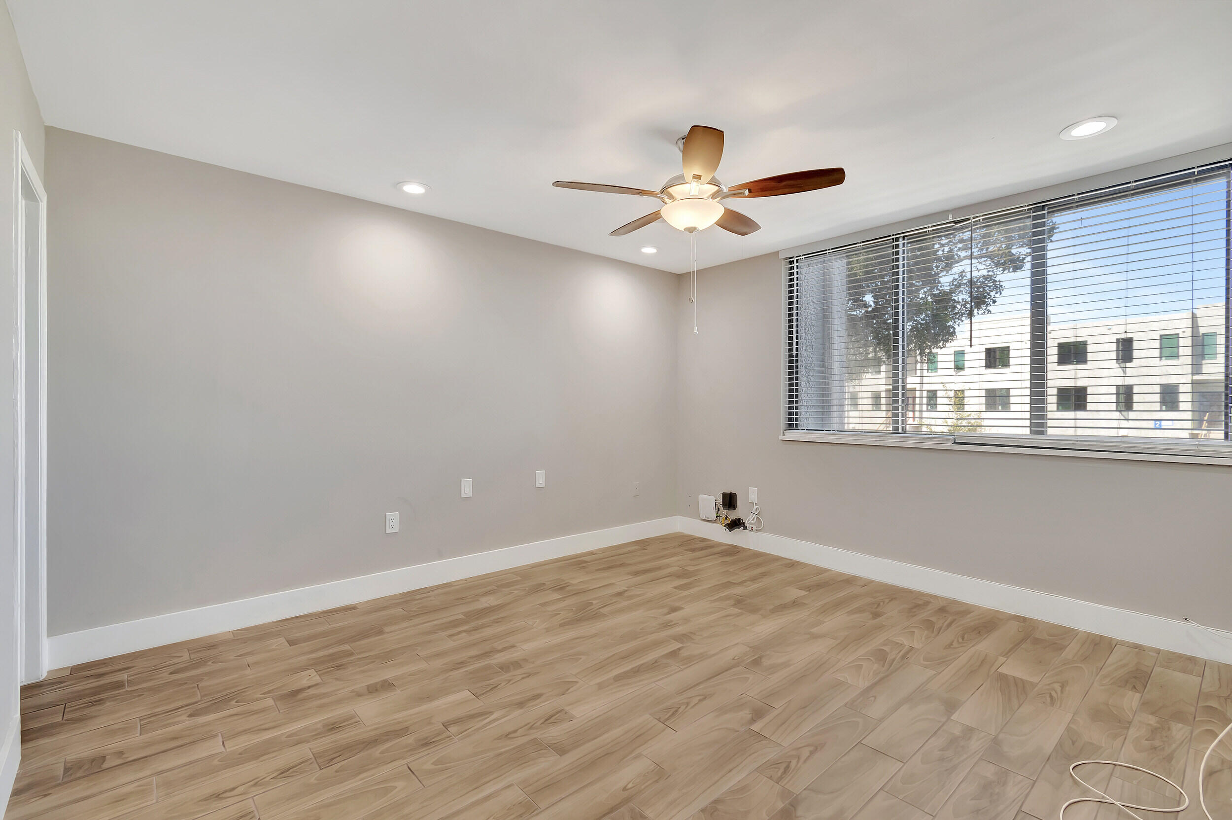 MLS #R11139553 image #10