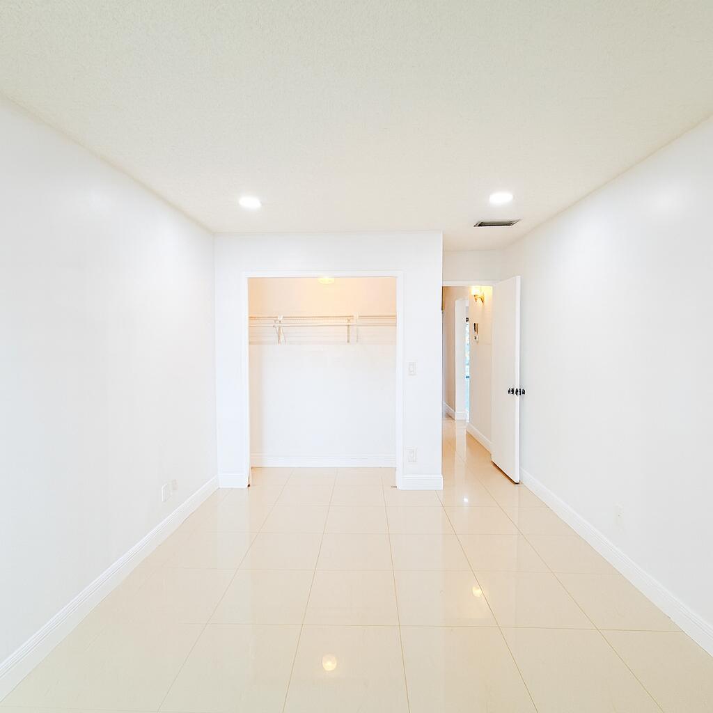 MLS #R11139640 image #16