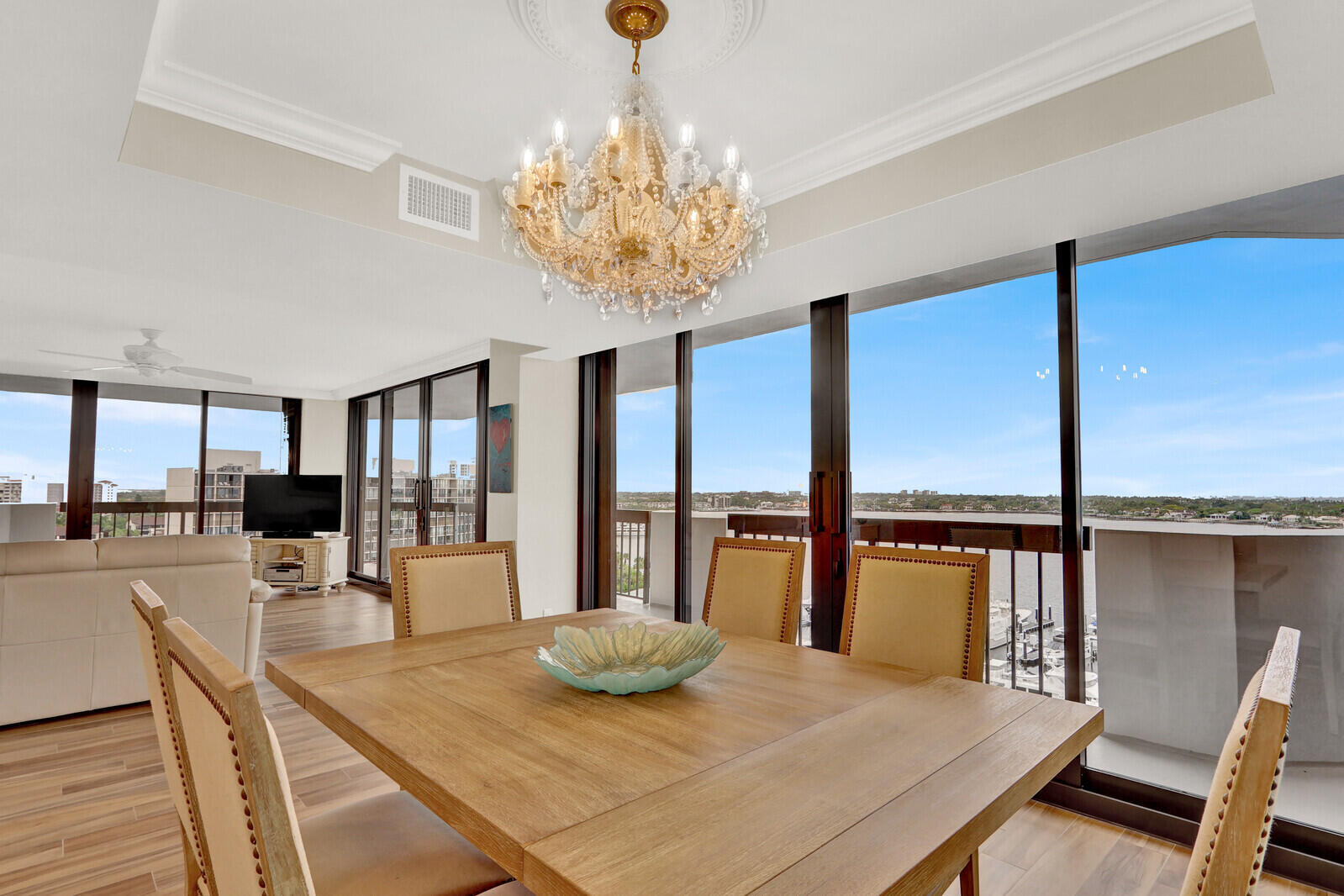 MLS #R11139676 image #1