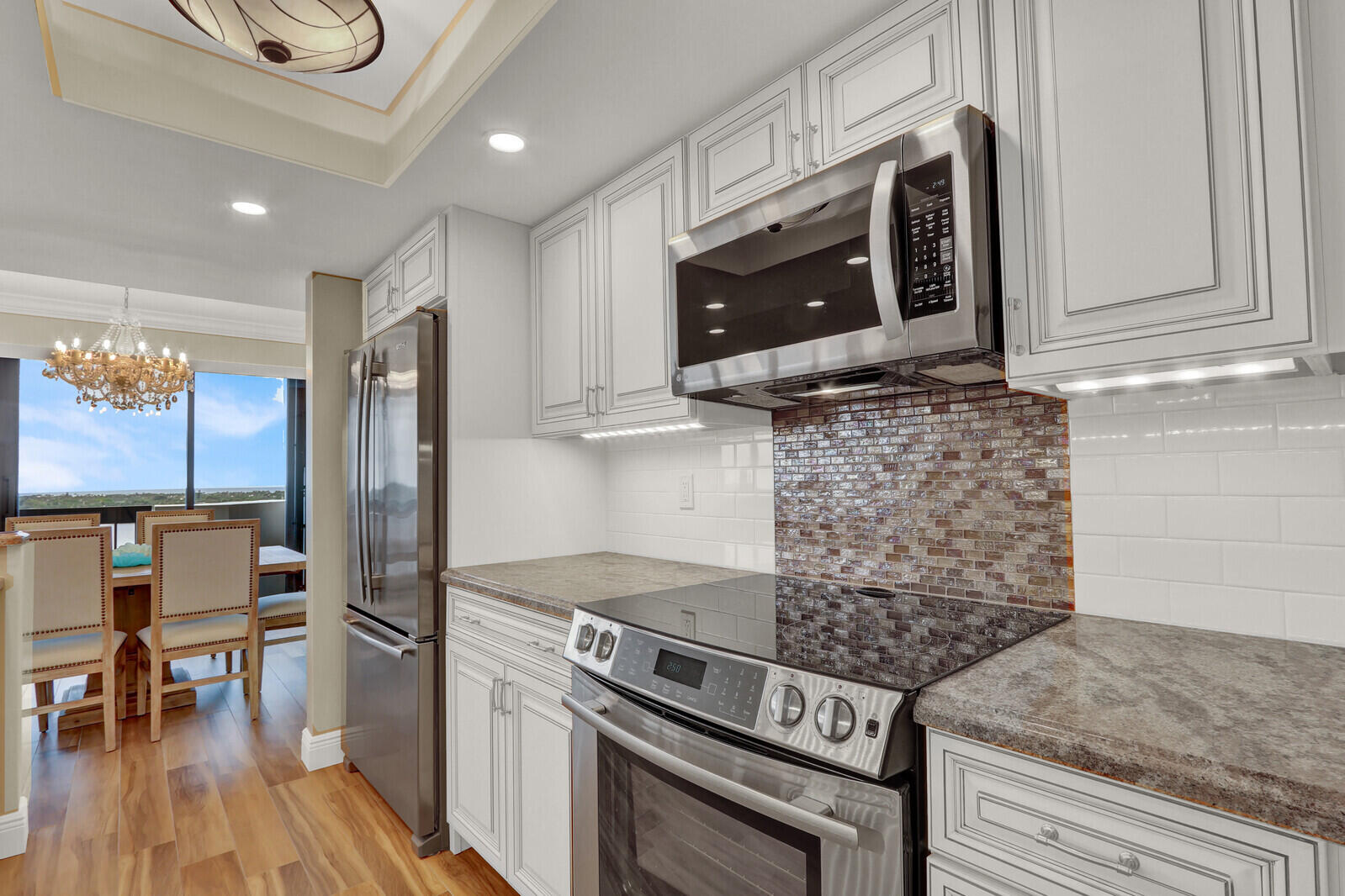 MLS #R11139676 image #16